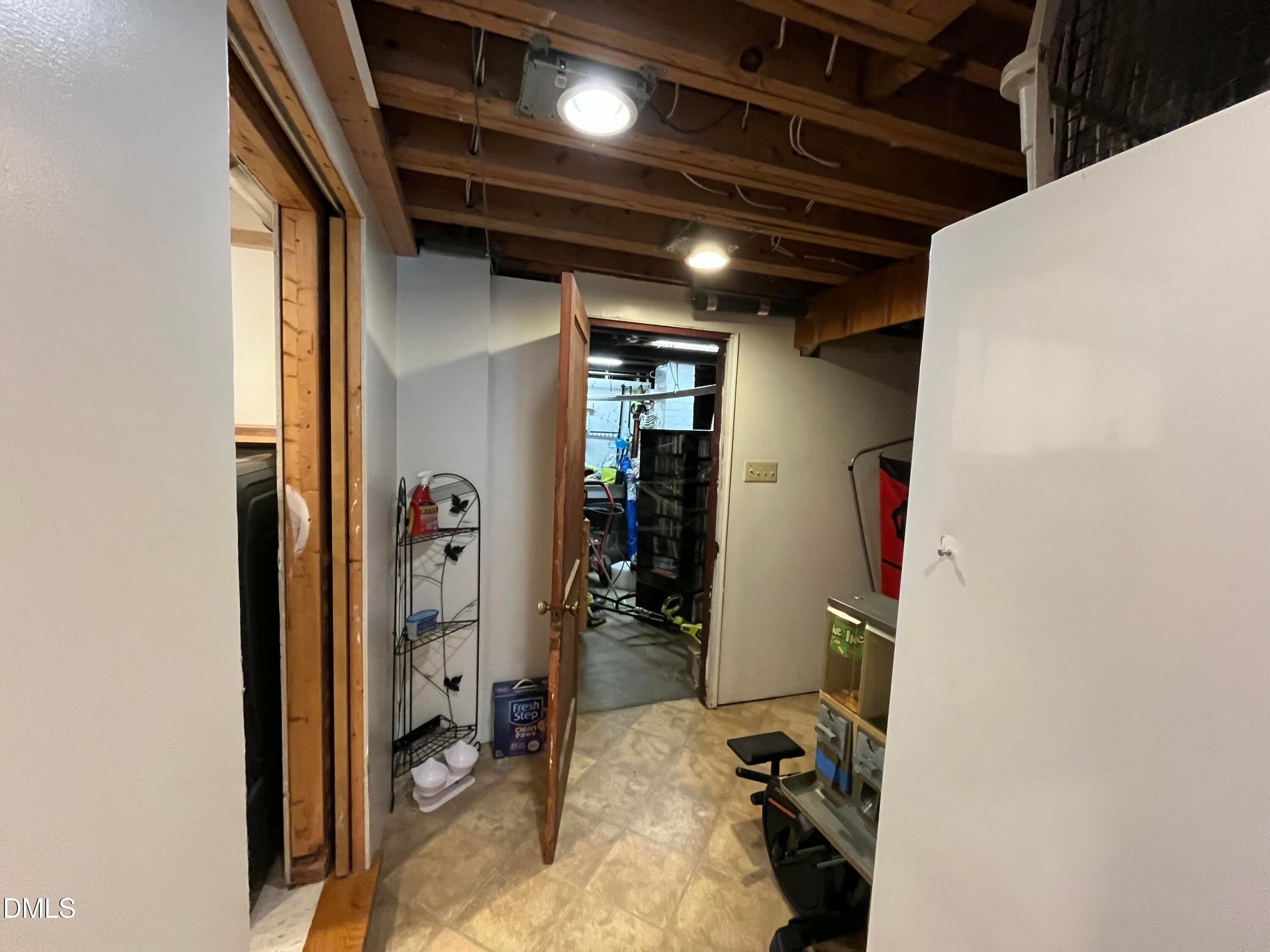 Burlington, North Carolina, 27215, United States, 6 Bedrooms Bedrooms, ,5 BathroomsBathrooms,Residential,For Sale,1999831