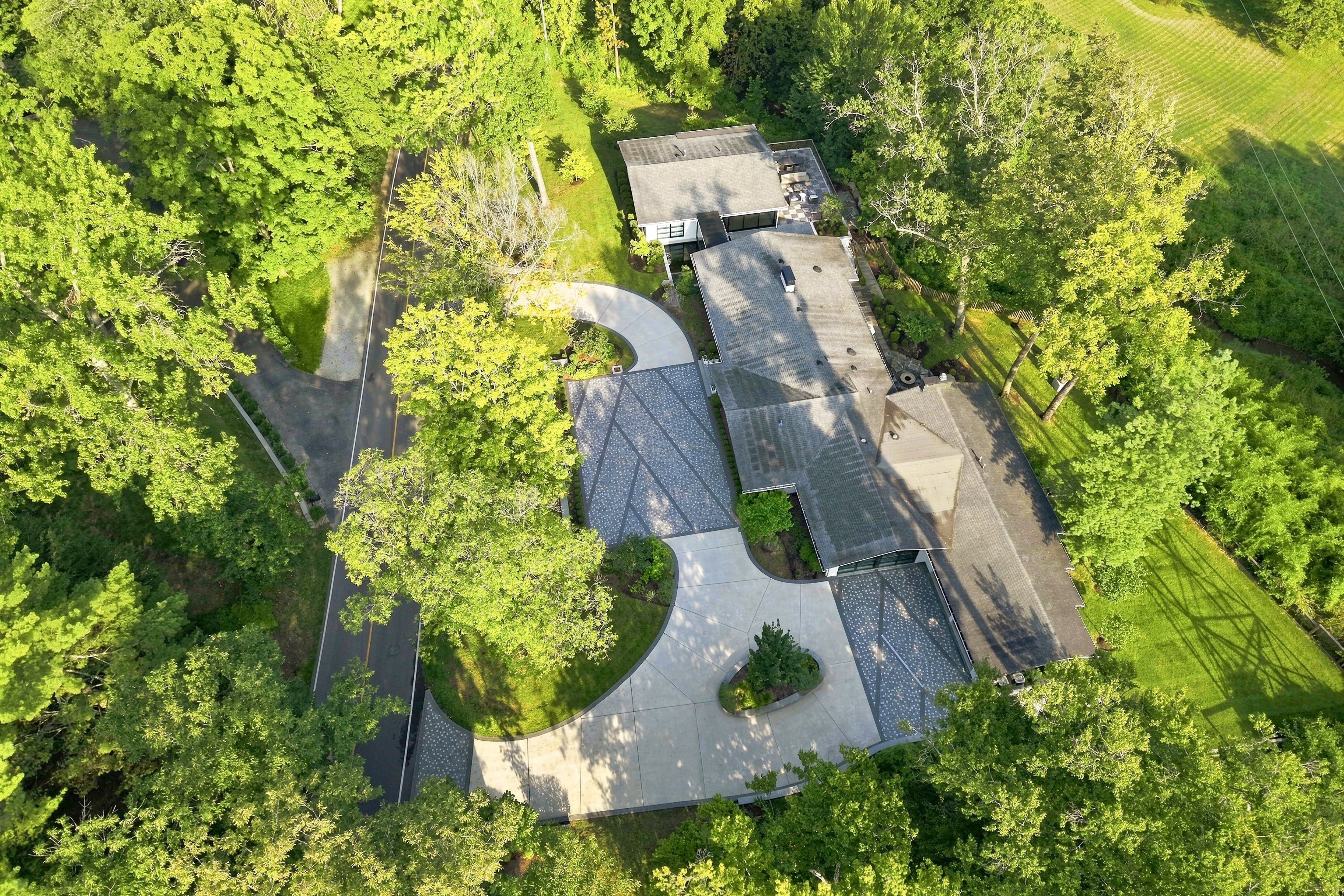  62 Indian Hills Trail, Louisville, KY 40207 - 物件實景