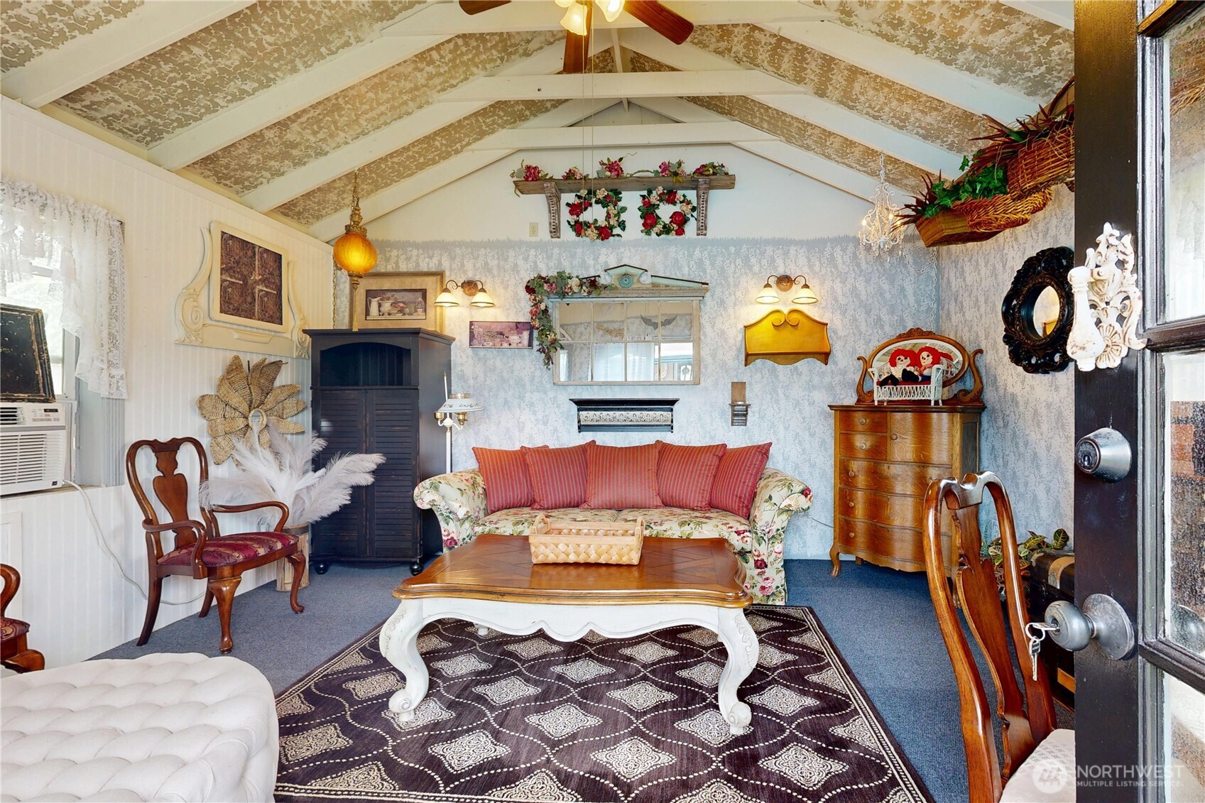 Walla Walla, Washington, 99362, United States, 3 Bedrooms Bedrooms, ,2 BathroomsBathrooms,Residential,For Sale,1934674