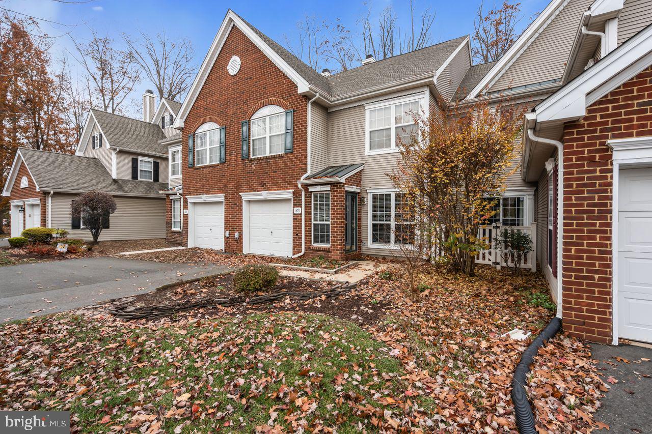 Pennington, New Jersey, 08534, United States, 3 Bedrooms Bedrooms, ,3 BathroomsBathrooms,Residential,For Sale,1987595