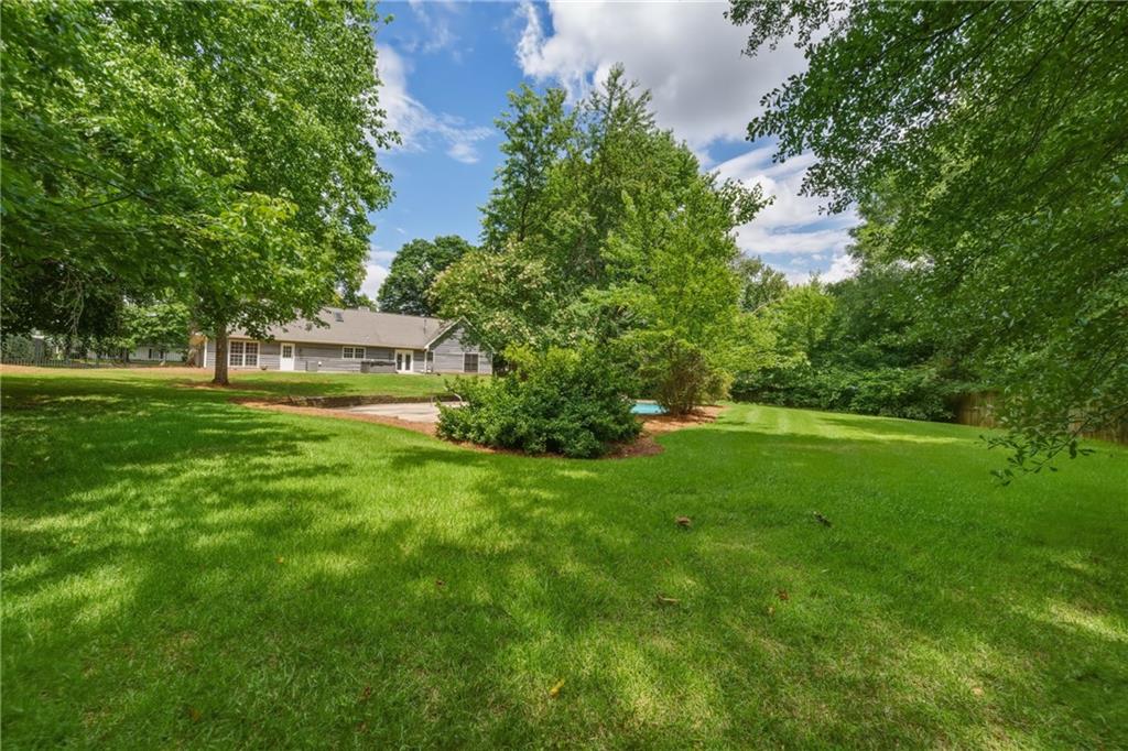 Roswell, Georgia, 30076, United States, 4 Bedrooms Bedrooms, ,3 BathroomsBathrooms,Residential,For Sale,2049337