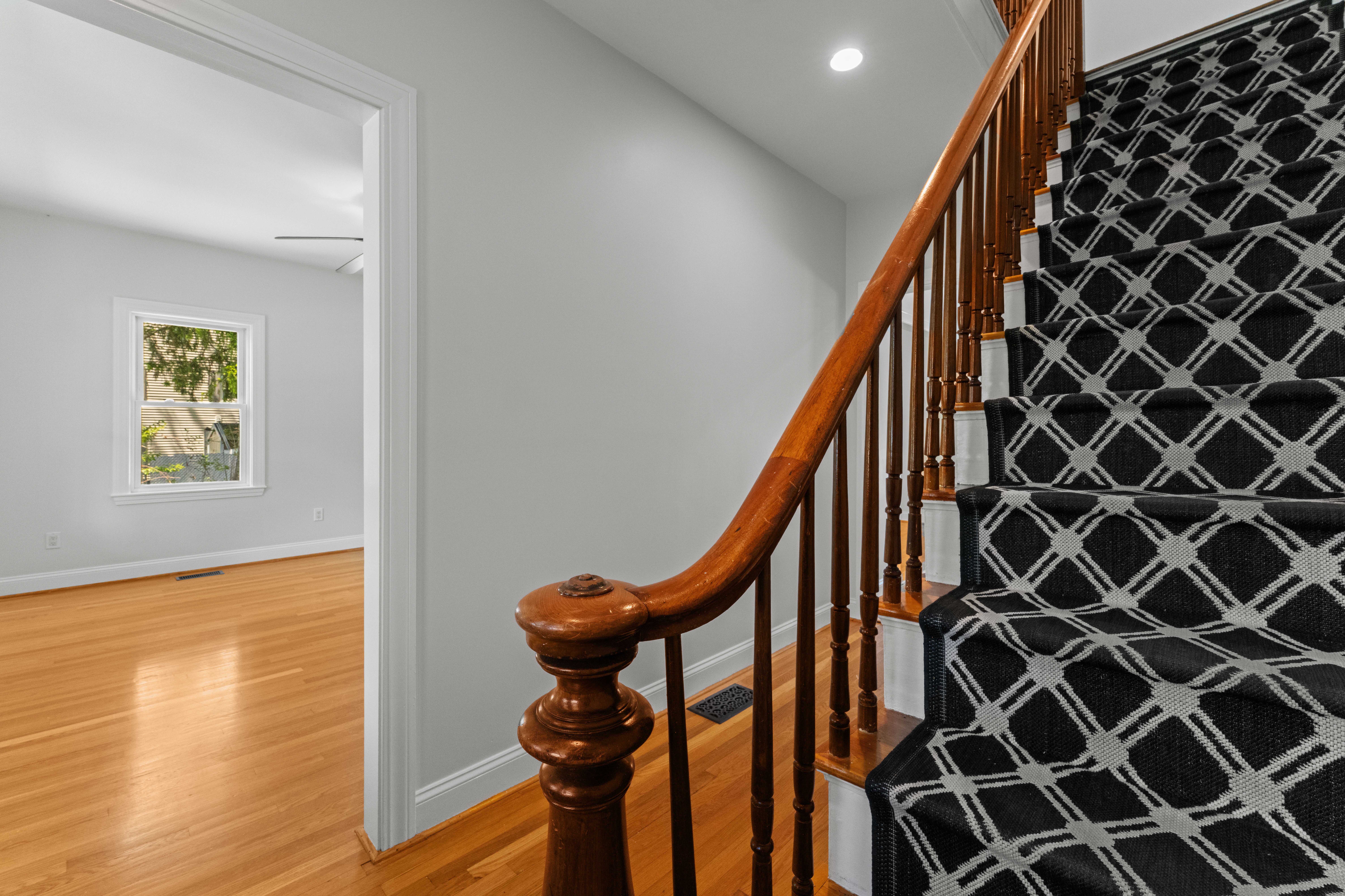  20 Pine Street, Natick, MA, 01760 - 物件實景