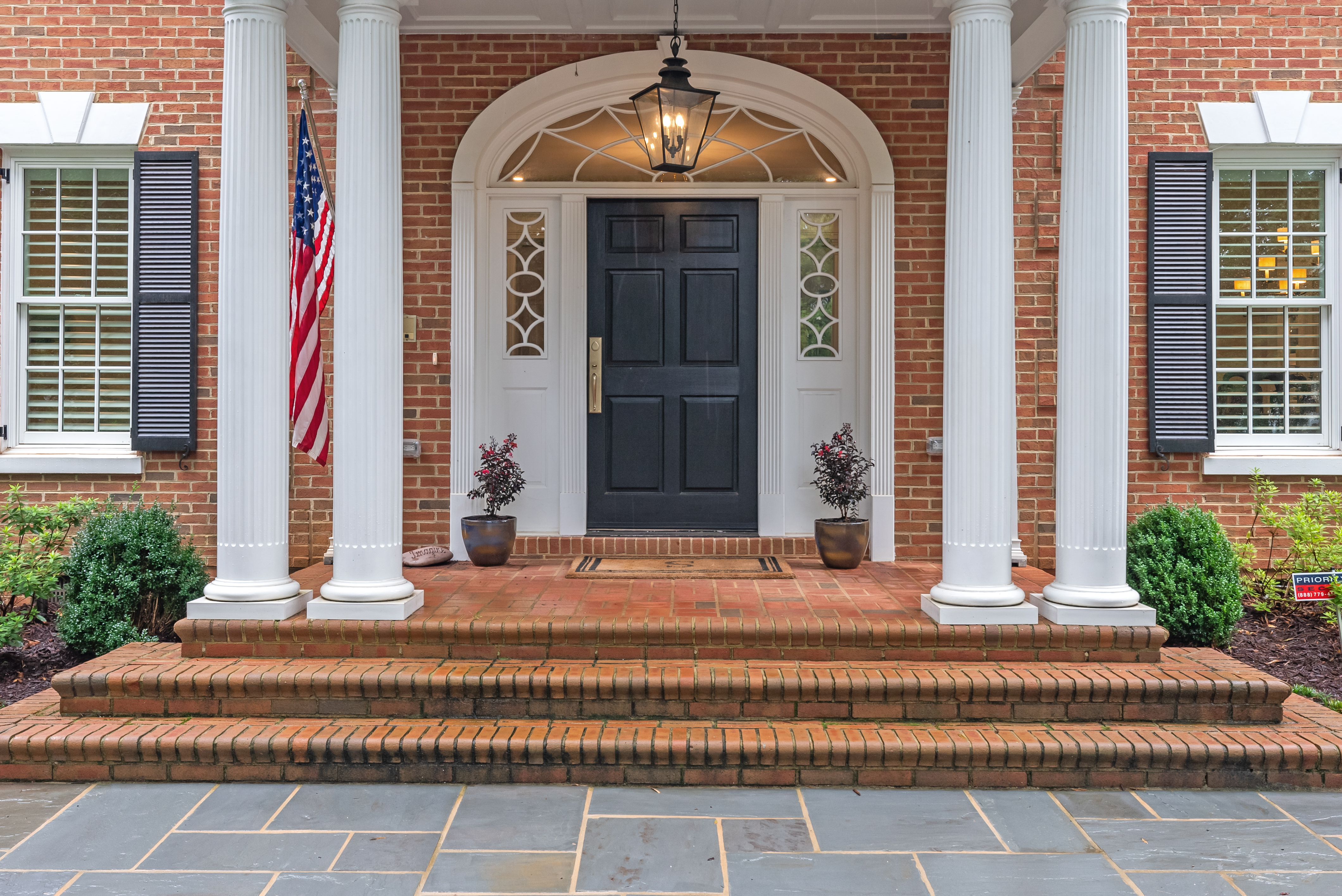  504 Hidden Hills Drive, Greenville, SC 29605 - 物件實景