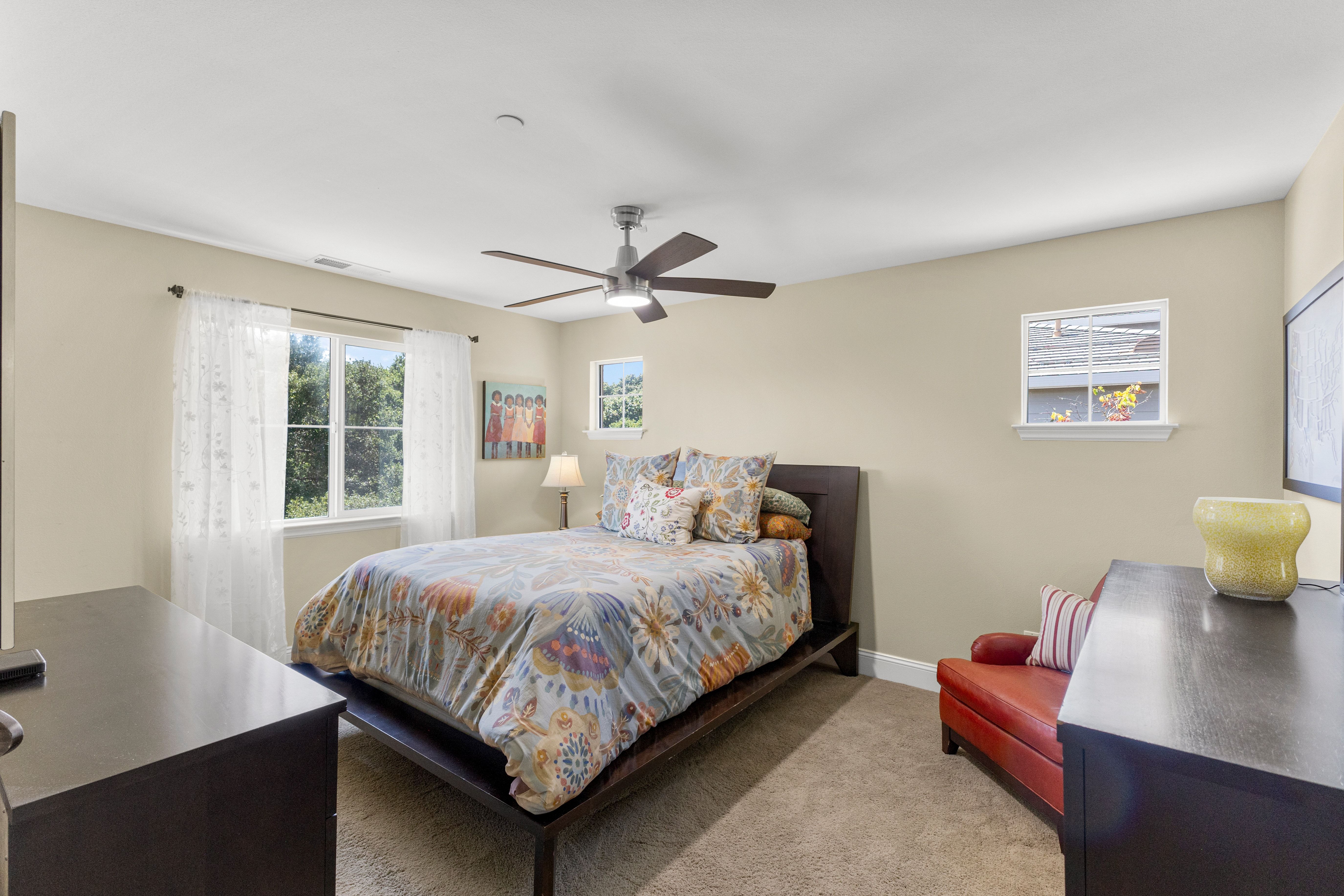  Custom Home on a Spectacular View Lot with Majestic Heritage Oak - 物件實景