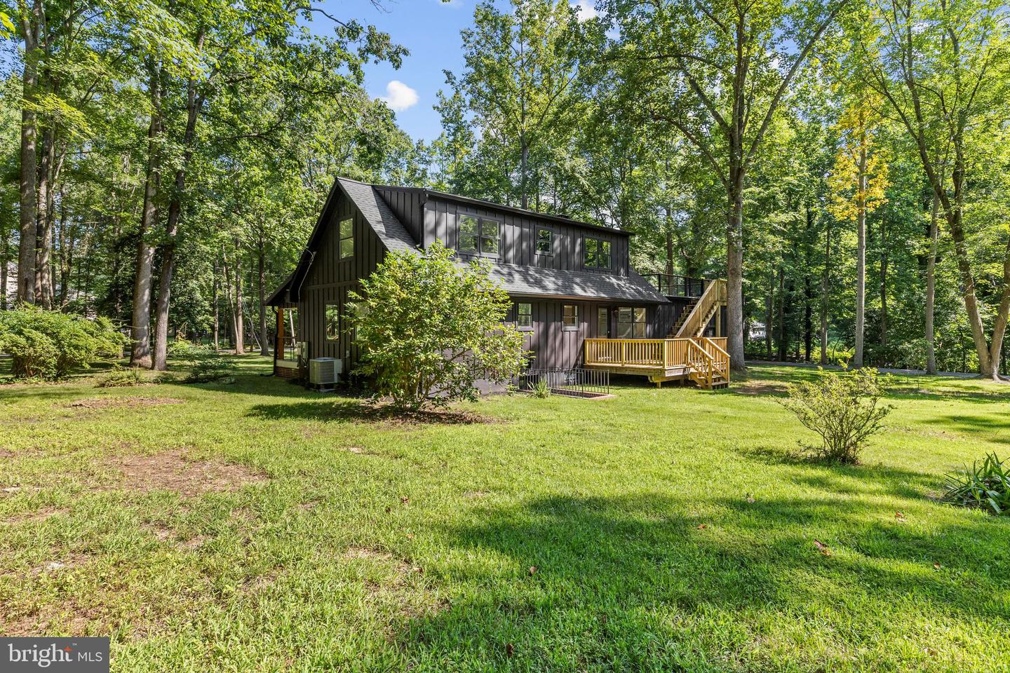 Annapolis, Maryland, 21401, United States, 5 Bedrooms Bedrooms, ,4 BathroomsBathrooms,Residential,For Sale,1942108