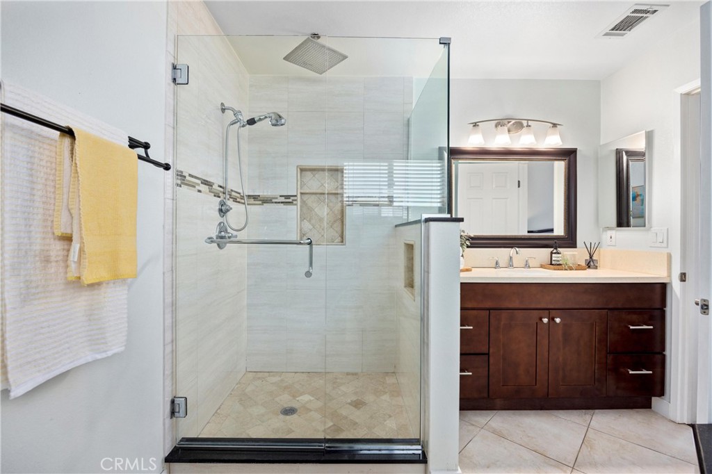 Rowland Heights, California, 91748, United States, 4 Bedrooms Bedrooms, ,2 BathroomsBathrooms,Residential,For Sale,1914666