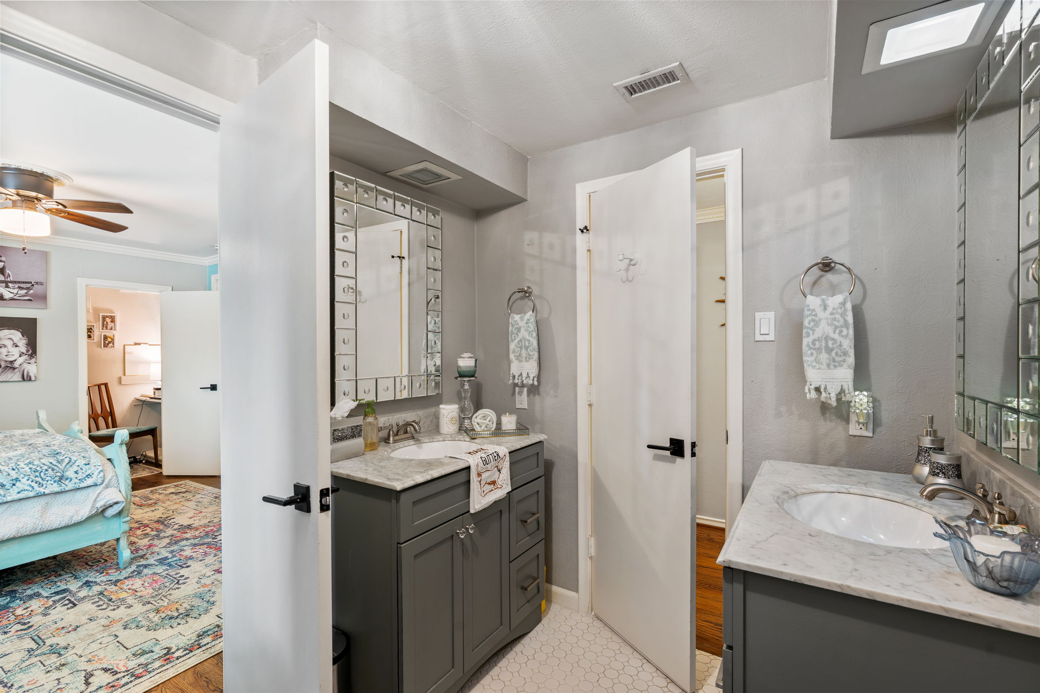  9683 Whitehurst Drive - 物件實景