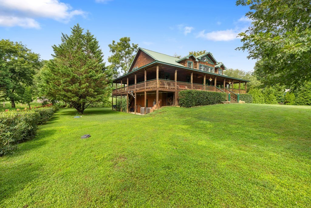 Hayesville, North Carolina, 28904, United States, 3 Bedrooms Bedrooms, ,4 BathroomsBathrooms,Residential,For Sale,1909515