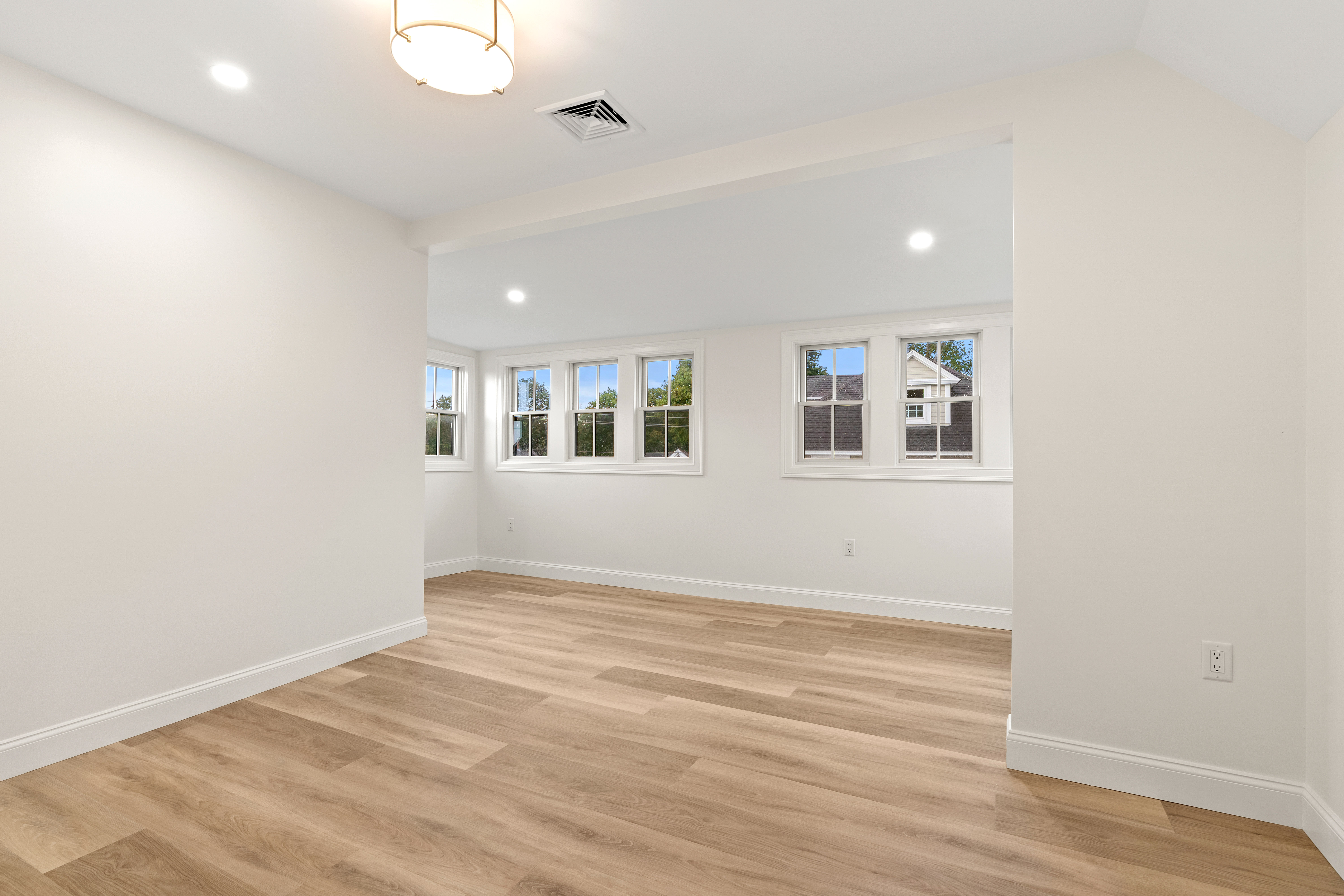  45 Beach Road, Gloucester, MA, 01930 - 物件實景
