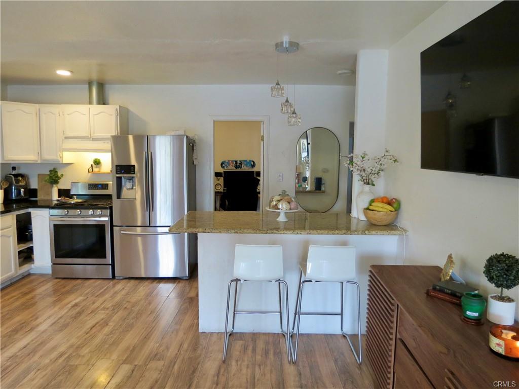 Los Angeles, California, 90044, United States, 3 Bedrooms Bedrooms, ,2 BathroomsBathrooms,Residential,For Sale,1899668