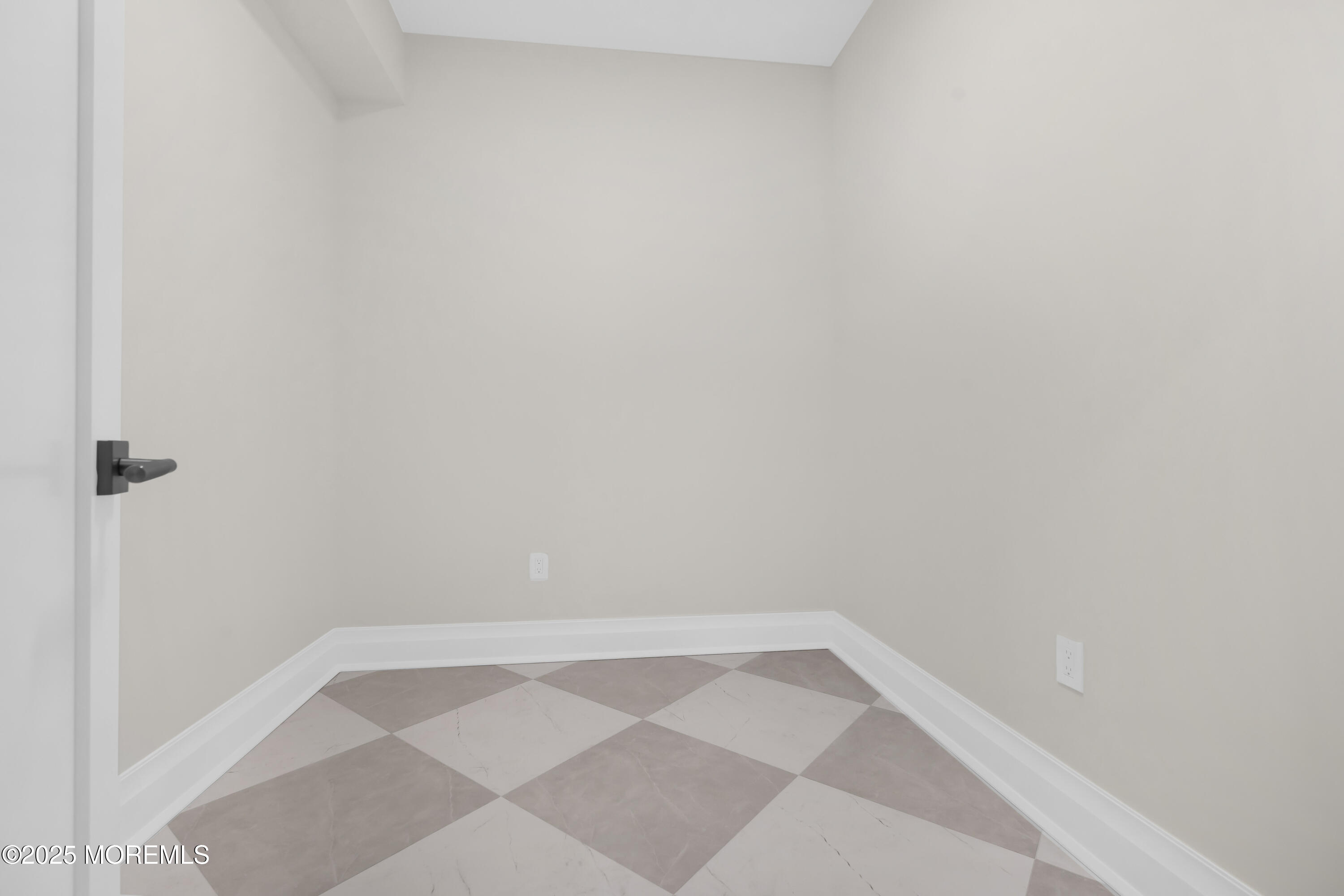 Little Silver, New Jersey, 07739, United States, 5 Bedrooms Bedrooms, ,5 BathroomsBathrooms,Residential,For Sale,2005340