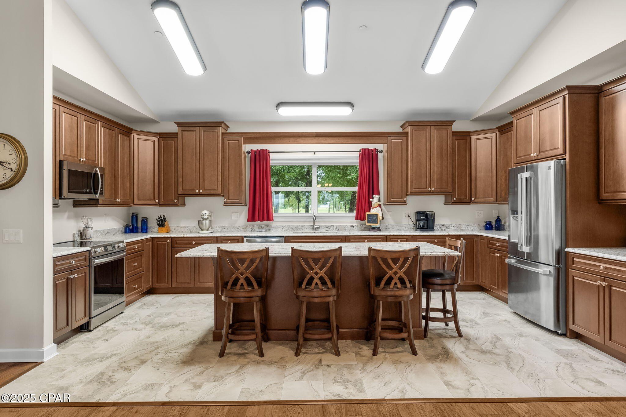 Youngstown, Florida, 32466, United States, 6 Bedrooms Bedrooms, ,6 BathroomsBathrooms,Residential,For Sale,1983496