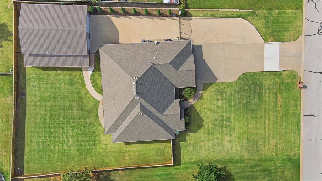 Mustang, Oklahoma, 73064, United States, 4 Bedrooms Bedrooms, ,4 BathroomsBathrooms,Residential,For Sale,1966333