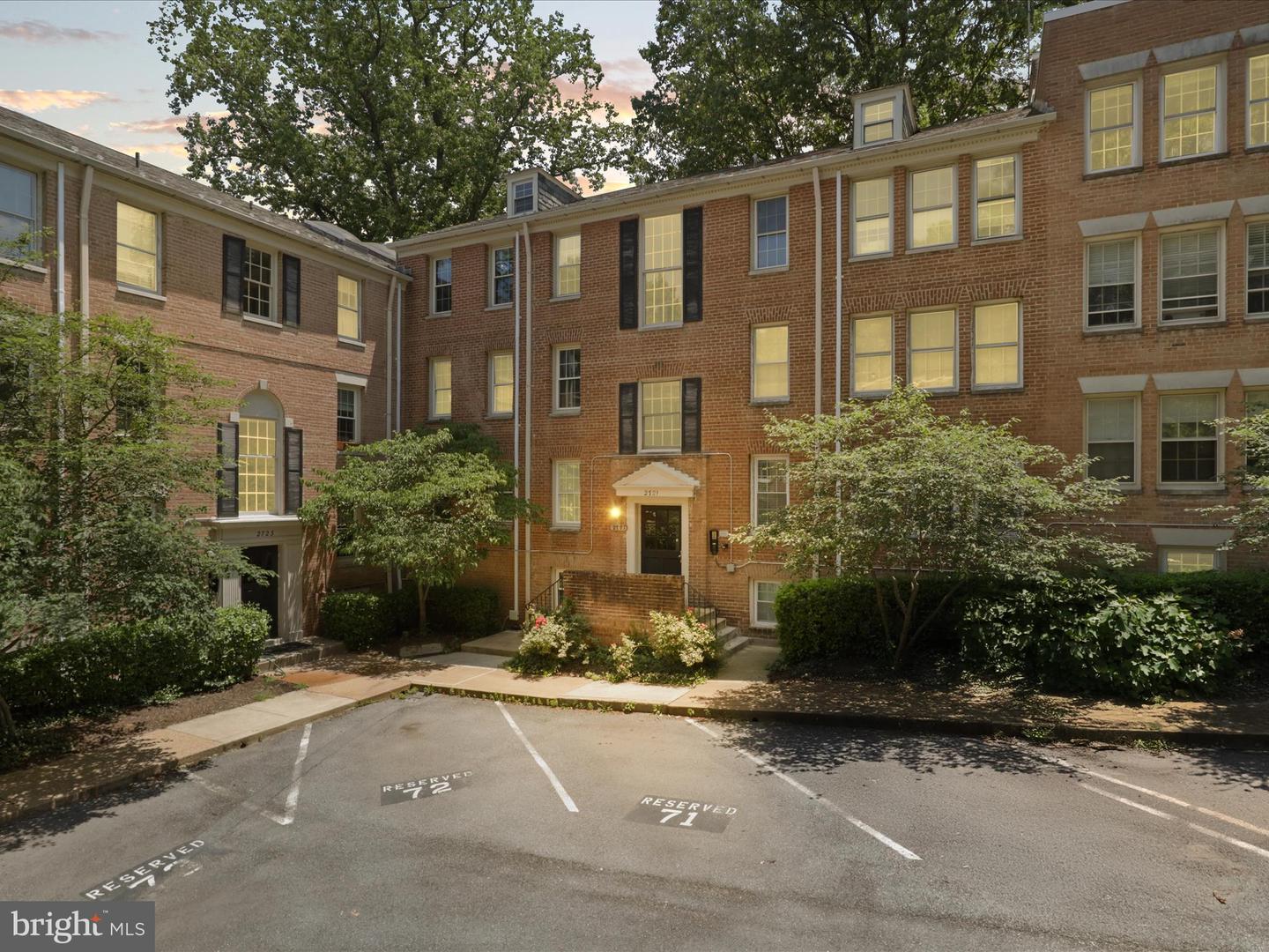 Washington, District of Columbia, 20008, United States, 2 Bedrooms Bedrooms, ,1 BathroomBathrooms,Residential,For Sale,1875463