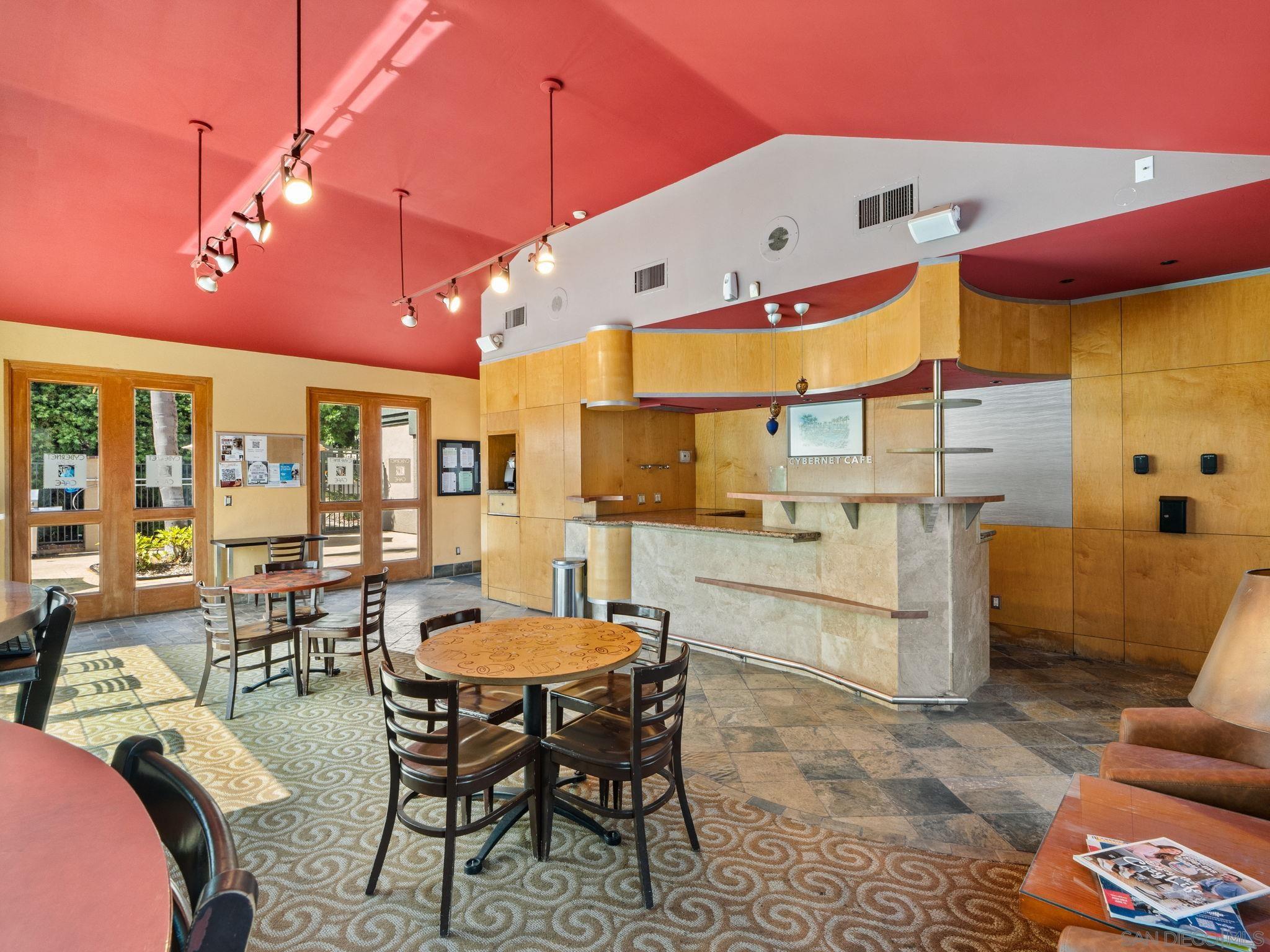  7565 Charmant Drive #510, San Diego, CA 92122 - 物件實景