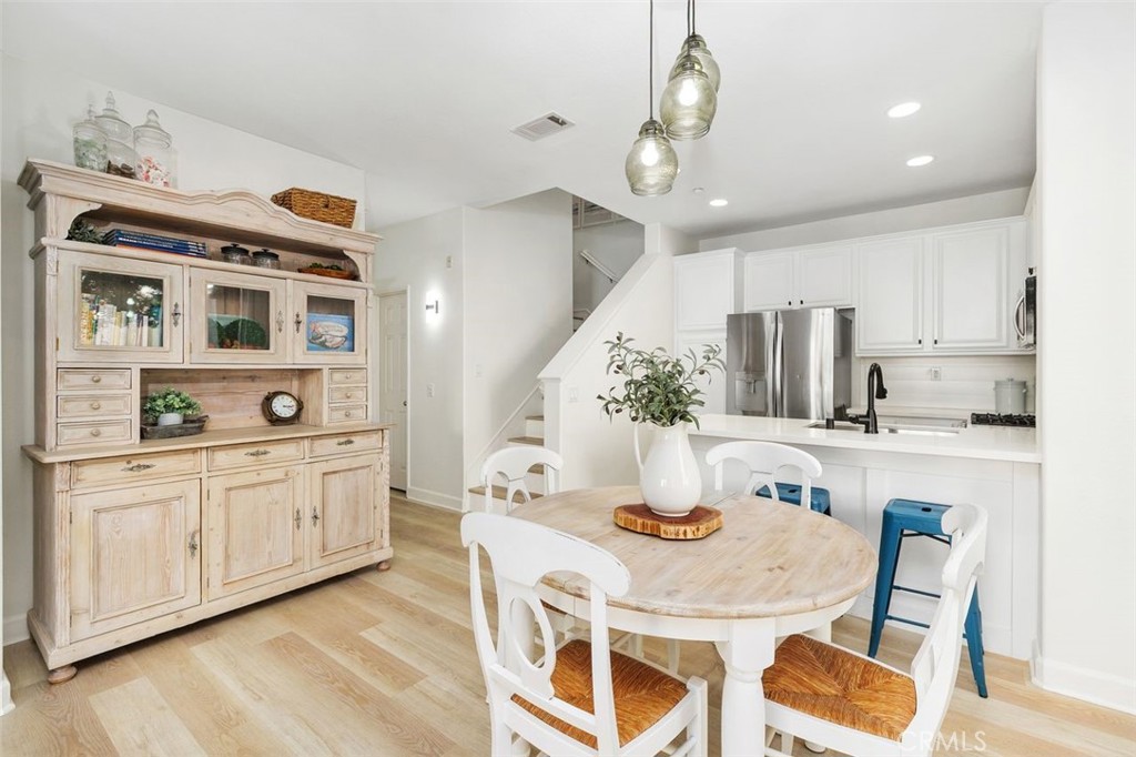 Temecula, California, 92592, United States, 3 Bedrooms Bedrooms, ,3 BathroomsBathrooms,Residential,For Sale,1970519