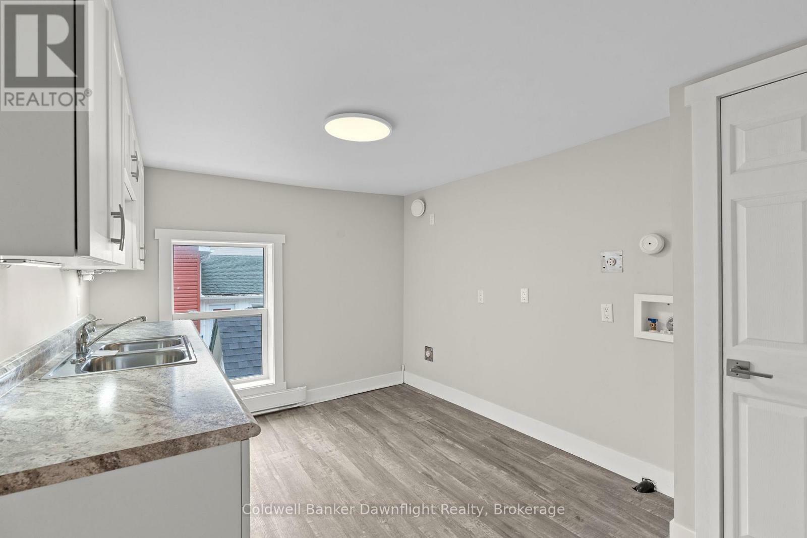 HURON EAST (SEAFORTH), Ontario, N0K 1W0, CA, 3 Bedrooms Bedrooms, ,2 BathroomsBathrooms,Residential,For Sale,1837892