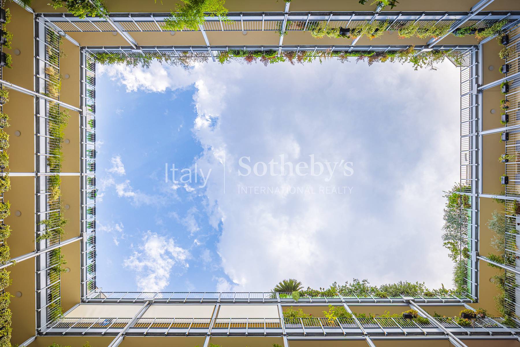  Light-filled penthouse in an elegant residential setting - 物件實景