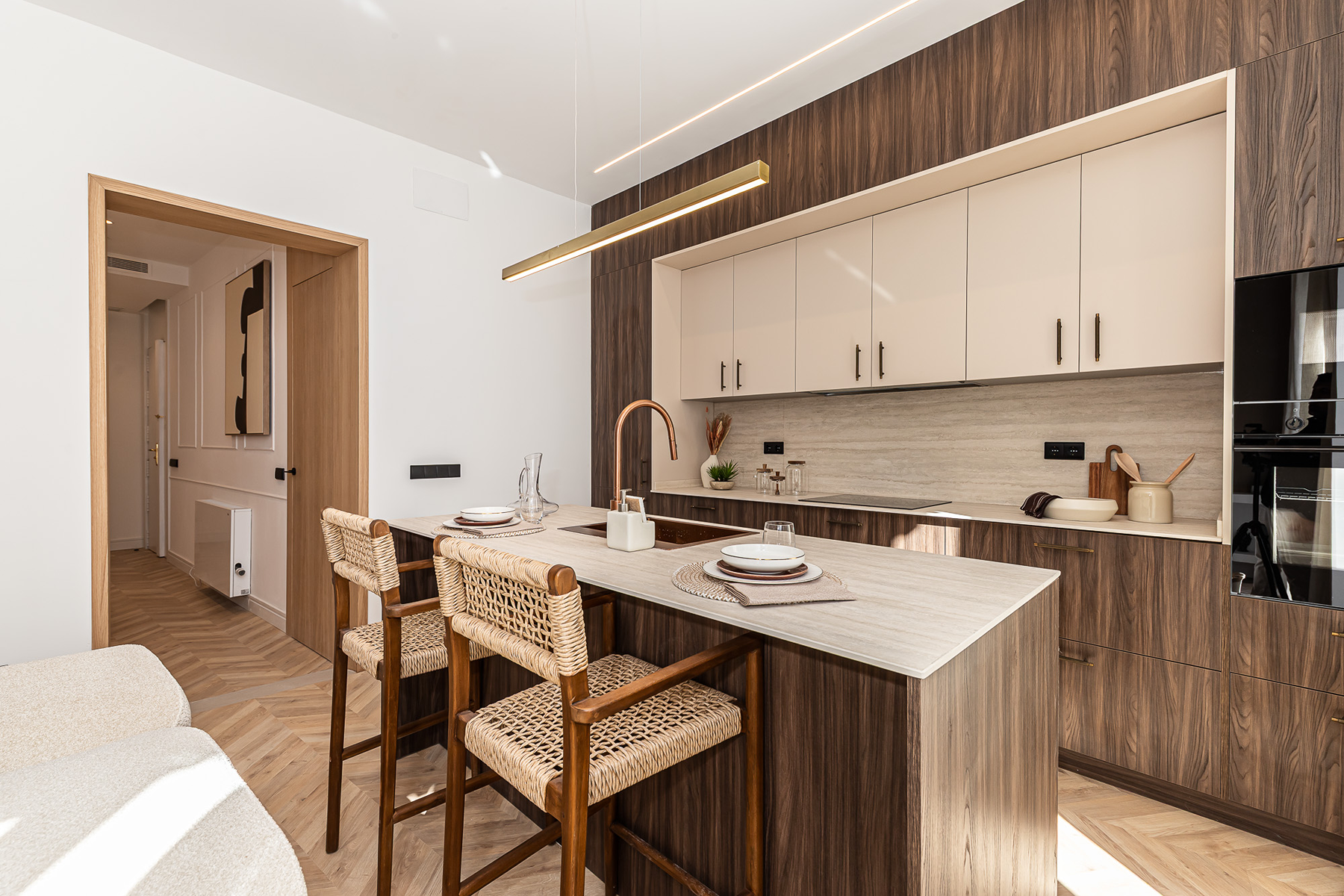  3-bedroom flat with 2 exterior balconies and parking in Justicia, Madrid - 物件實景