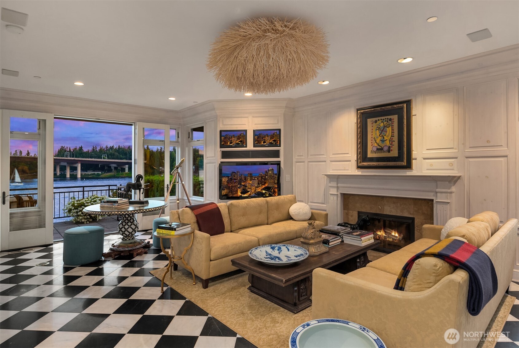 Bellevue, Washington, 98004, United States, 3 Bedrooms Bedrooms, ,4 BathroomsBathrooms,Residential,For Sale,1856686
