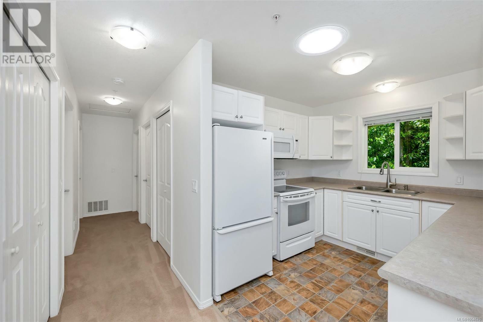 DUNCAN, British Columbia, V9L 2S2, CA, 2 Bedrooms Bedrooms, ,2 BathroomsBathrooms,Residential,For Sale,1875397