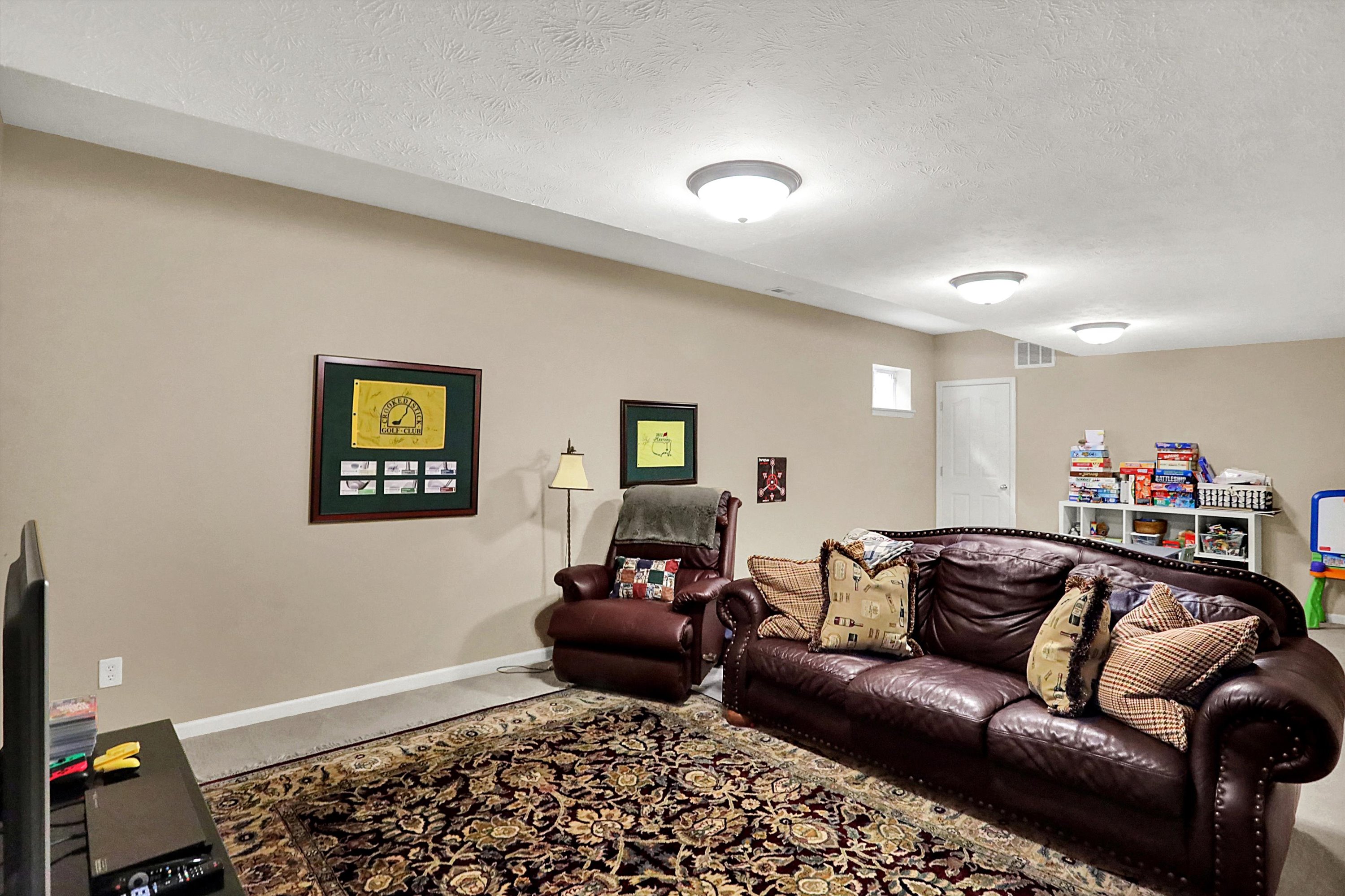 Carmel, Indiana, 46074, United States, 5 Bedrooms Bedrooms, ,4 BathroomsBathrooms,Residential,For Sale,1965164