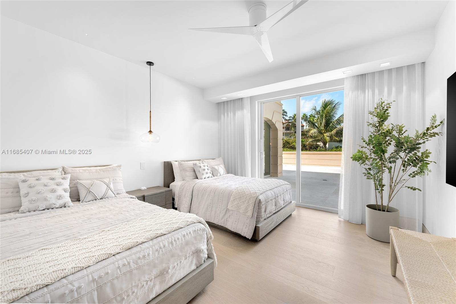 7917 Fisher Island Dr, Miami Beach, Florida, 33109, United States, 4 Bedrooms Bedrooms, ,5 BathroomsBathrooms,Residential,For Sale,7917 Fisher Island Dr,1664892