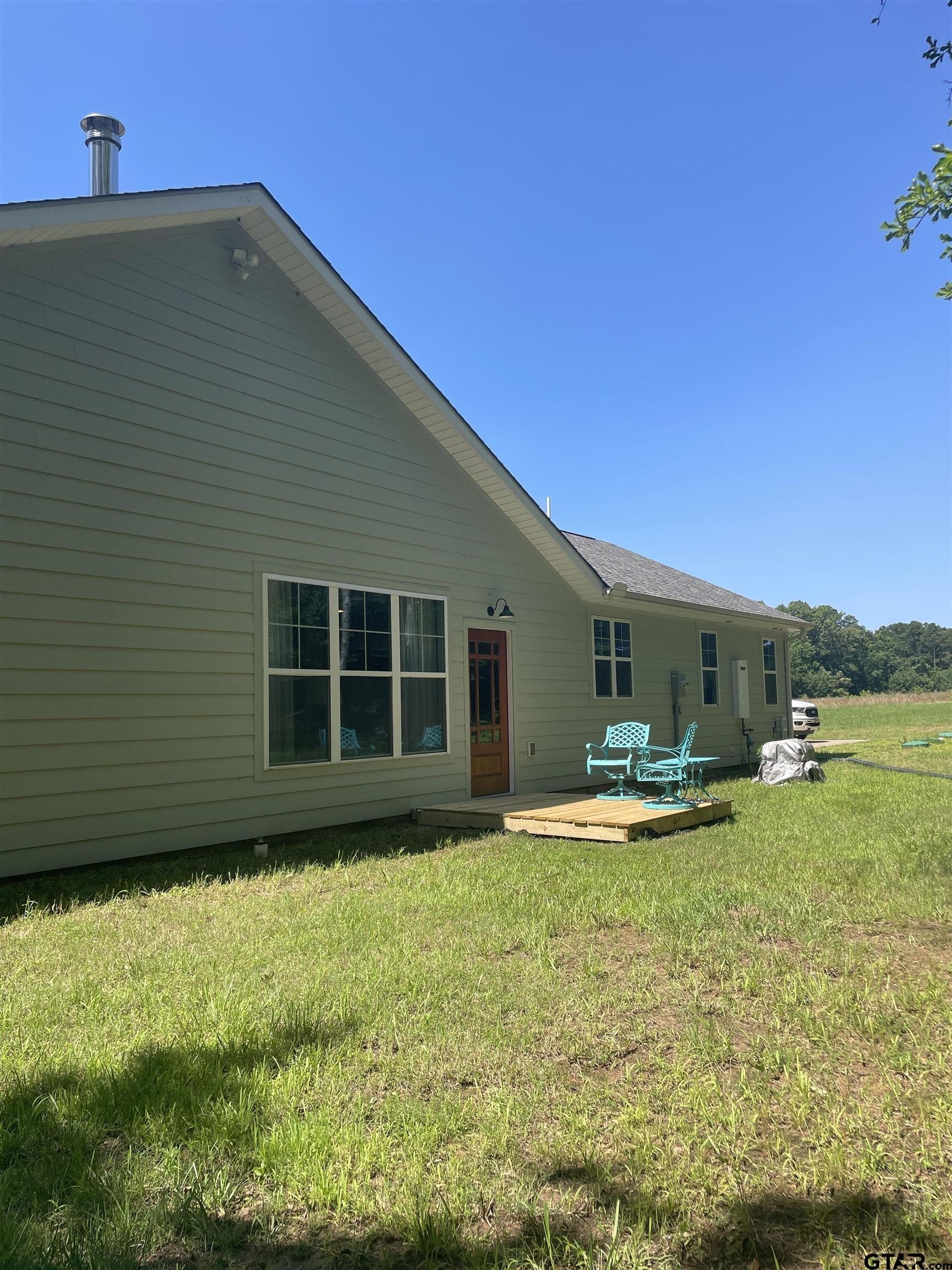 Pittsburg, Texas, 75686, United States, 3 Bedrooms Bedrooms, ,3 BathroomsBathrooms,Residential,For Sale,1982891