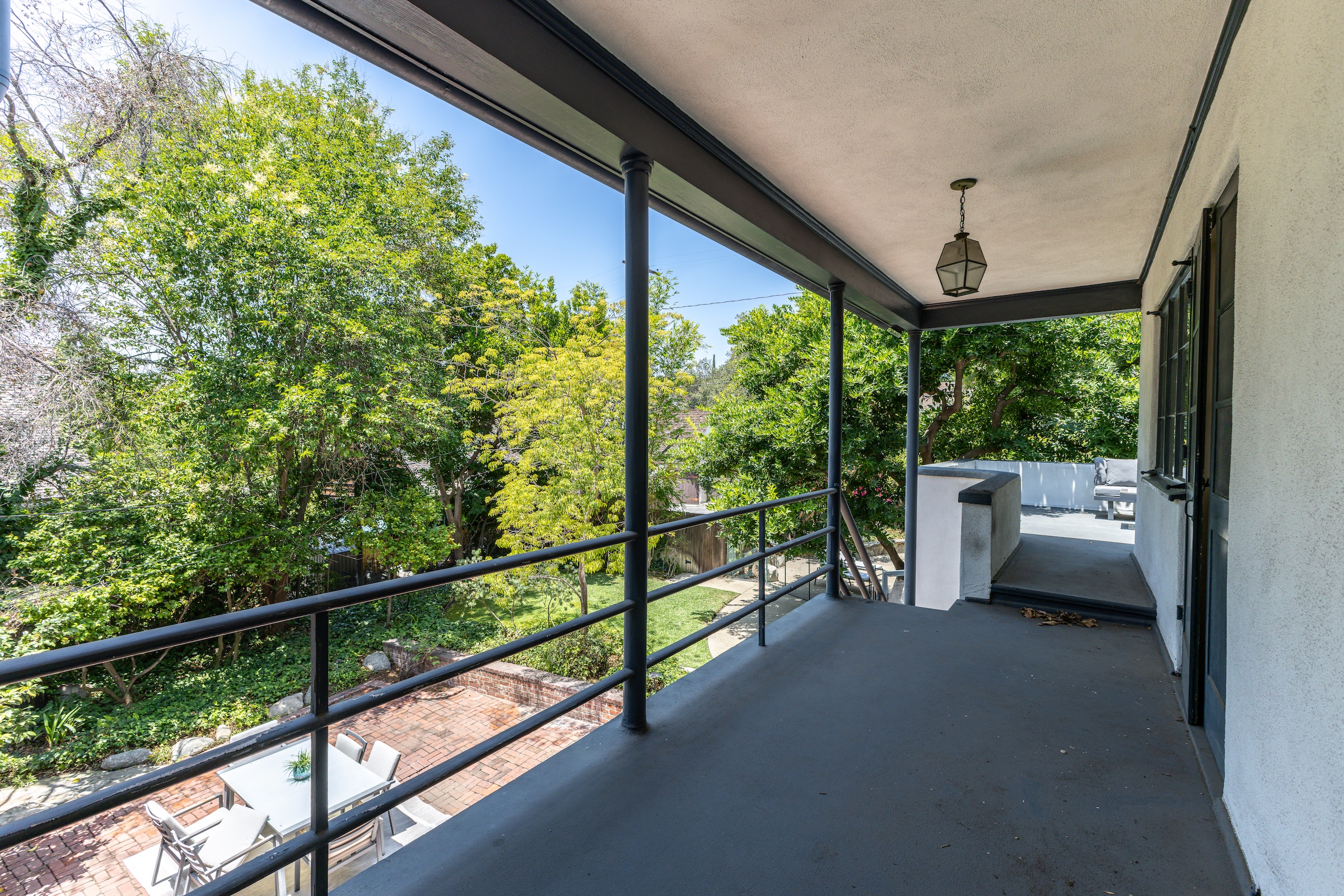 2421 Ridgeway Road - 物件實景