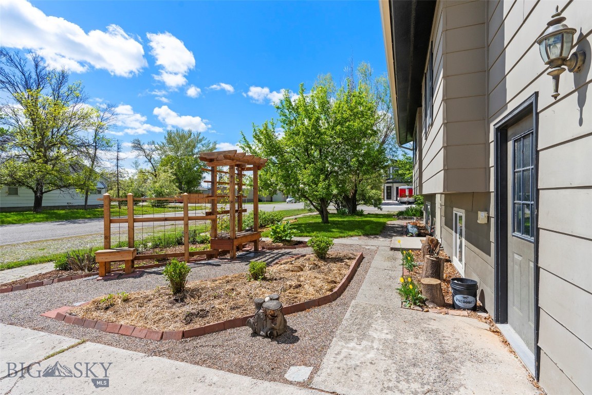 Belgrade, Montana, 59714, United States, 3 Bedrooms Bedrooms, ,2 BathroomsBathrooms,Residential,For Sale,1838075