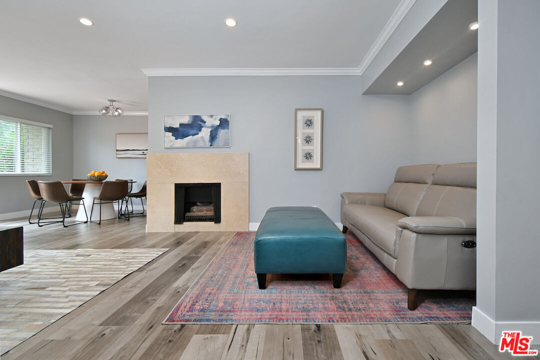 Los Angeles, California, 90077, United States, 2 Bedrooms Bedrooms, ,2 BathroomsBathrooms,Residential,For Sale,1919812
