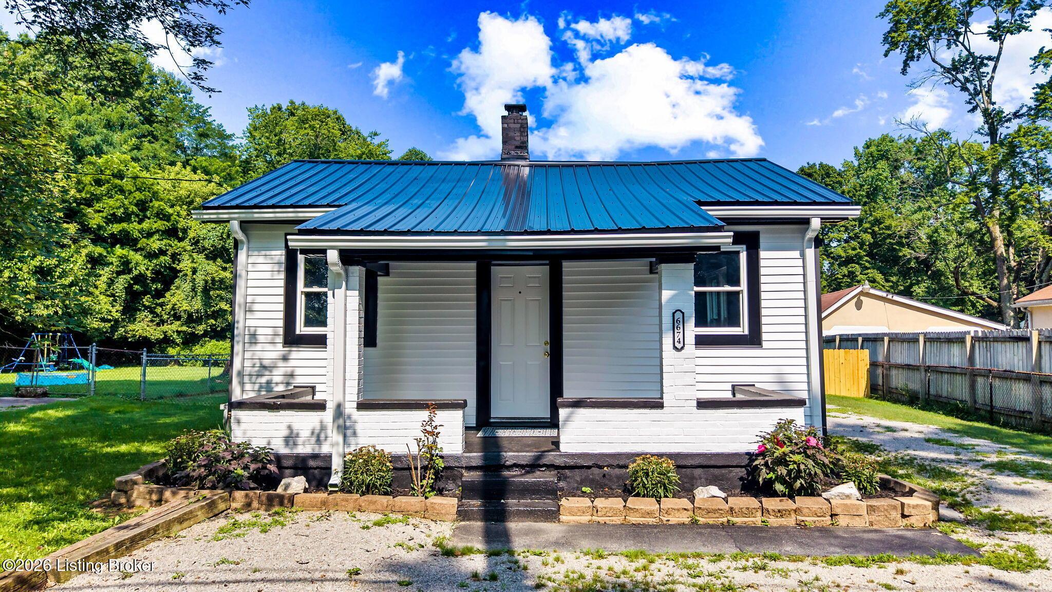 Rutledge Rd, Louisville, KY 40258