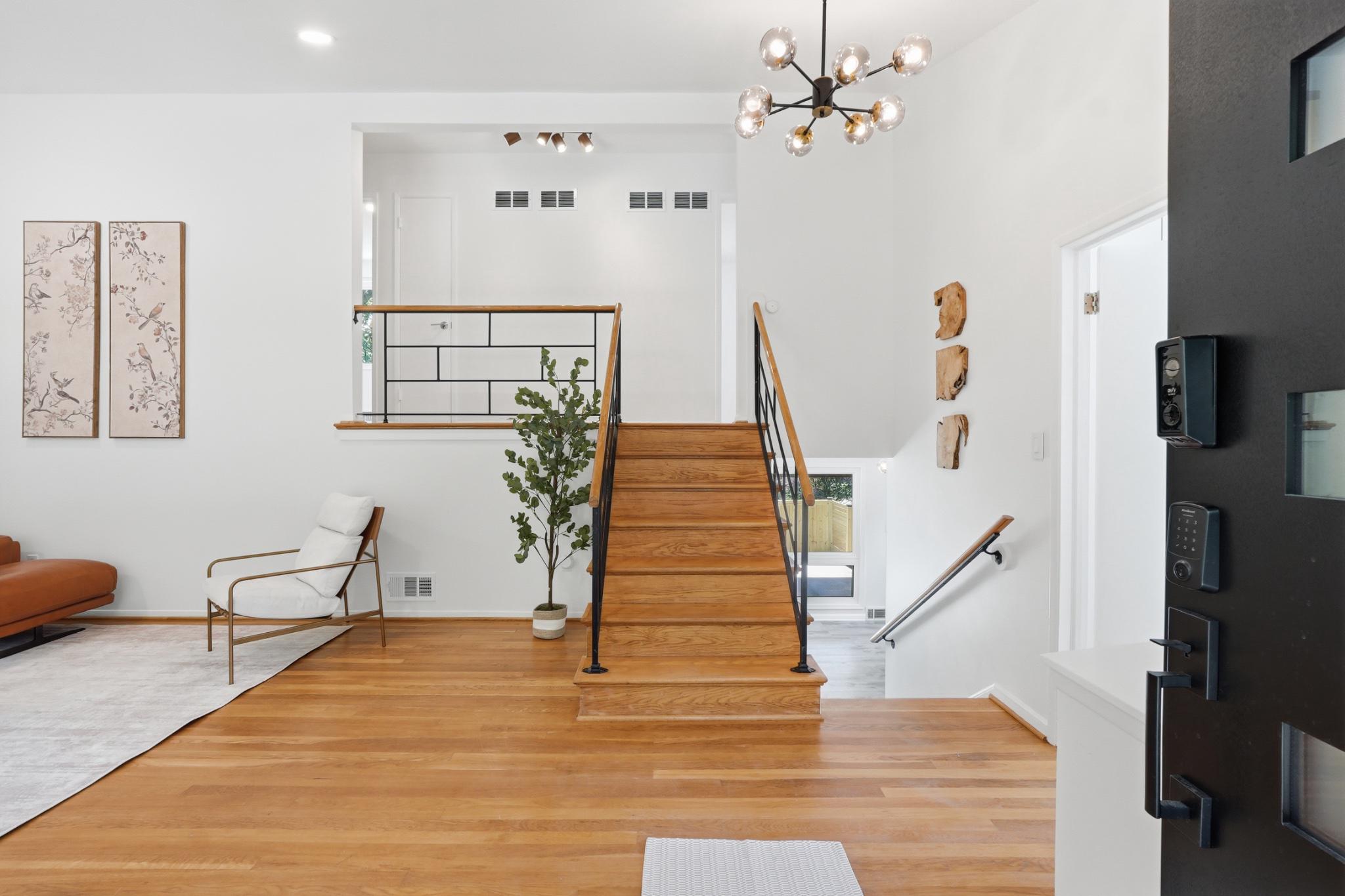  5617 Hershey Lane, Alexandria, VA, 22312 - 物件實景