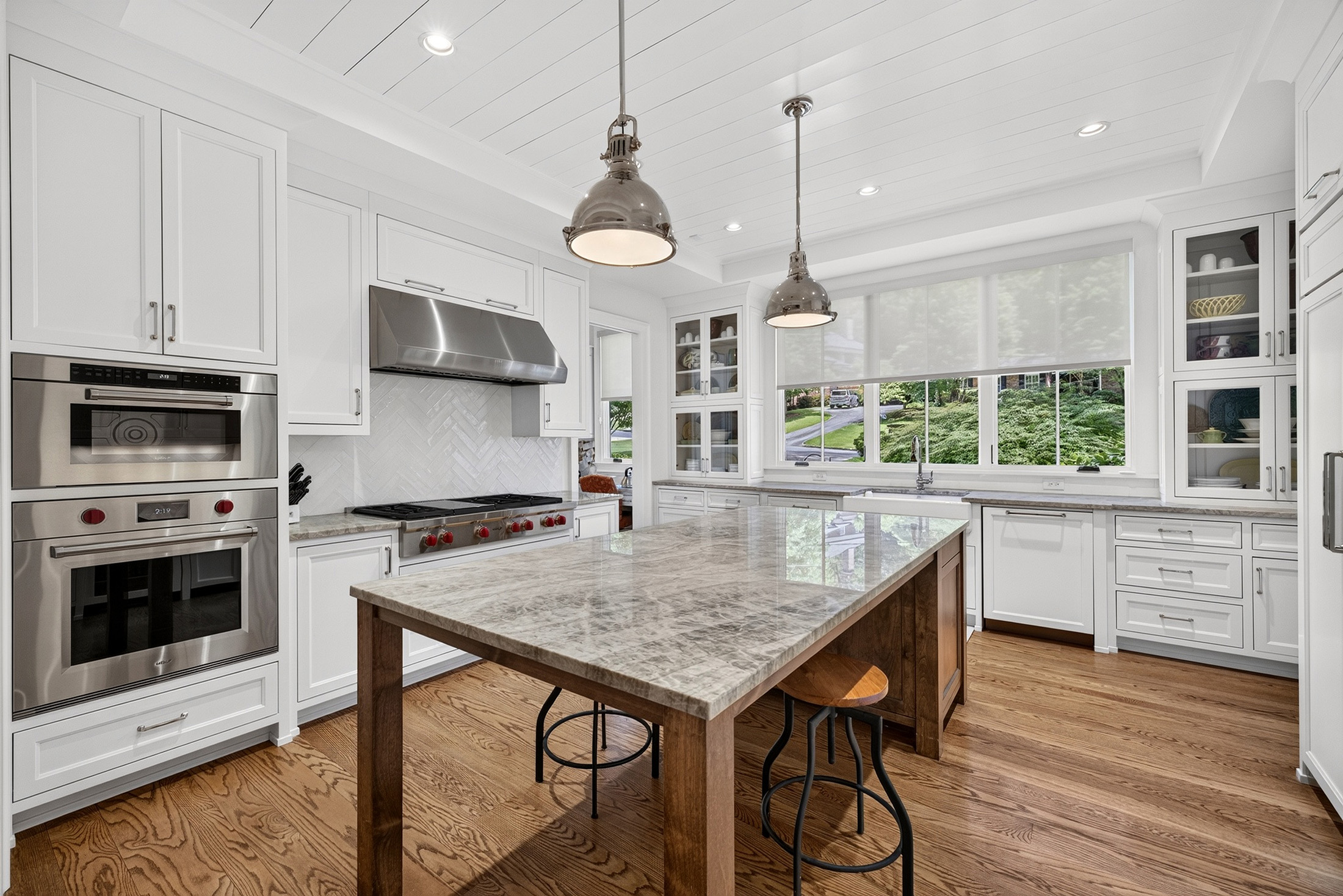 Exceptional Custom Residence Nestled on Private Wooded Lot in Chastain Park - 物件實景