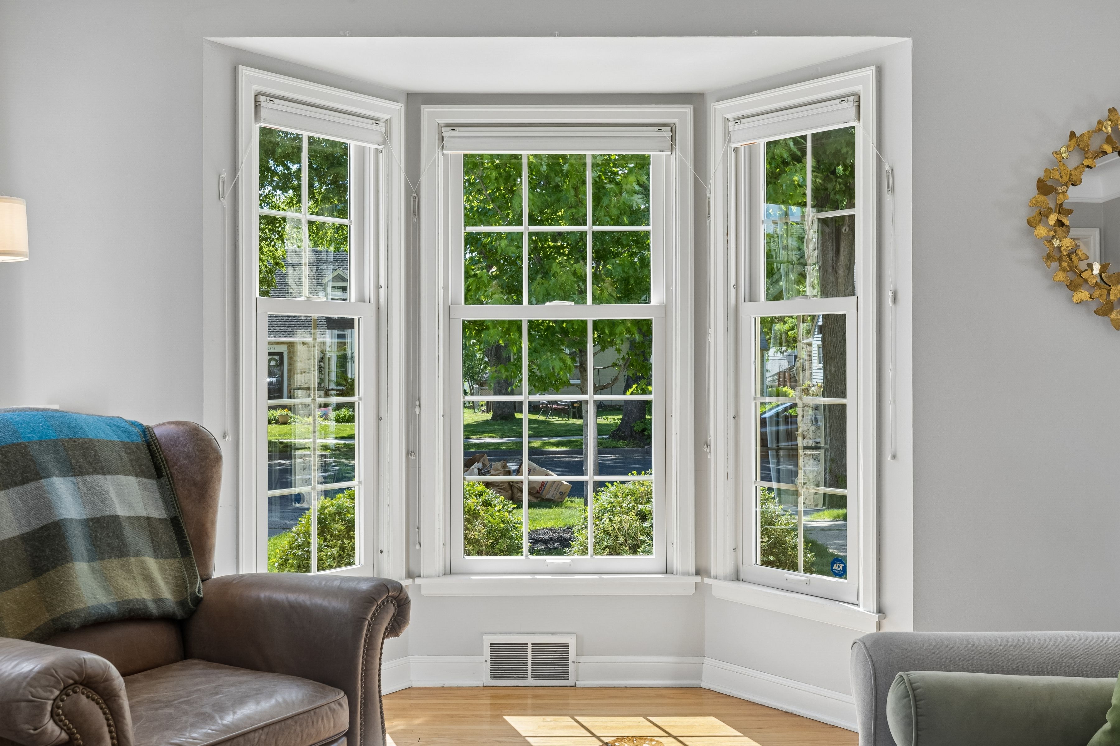  Elegant Cape Cod Living with Timeless Architectural Detail - 物件實景