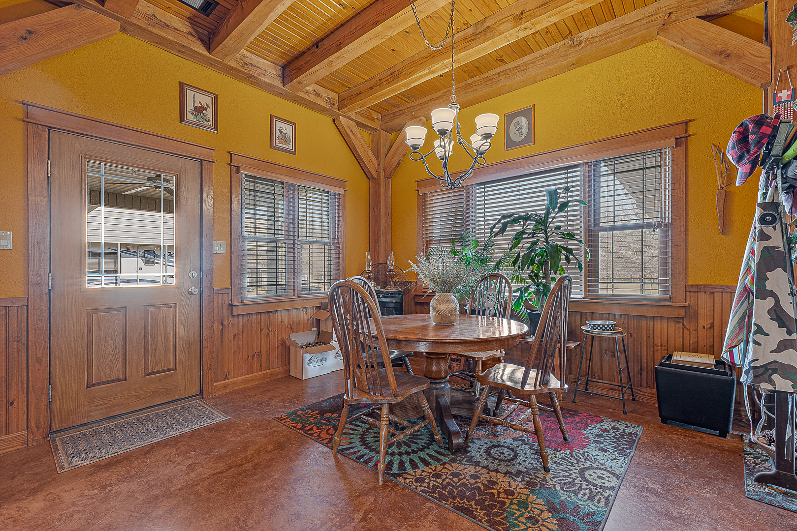 Jonesboro, Arkansas, 72405, United States, 4 Bedrooms Bedrooms, ,3 BathroomsBathrooms,Residential,For Sale,1942326
