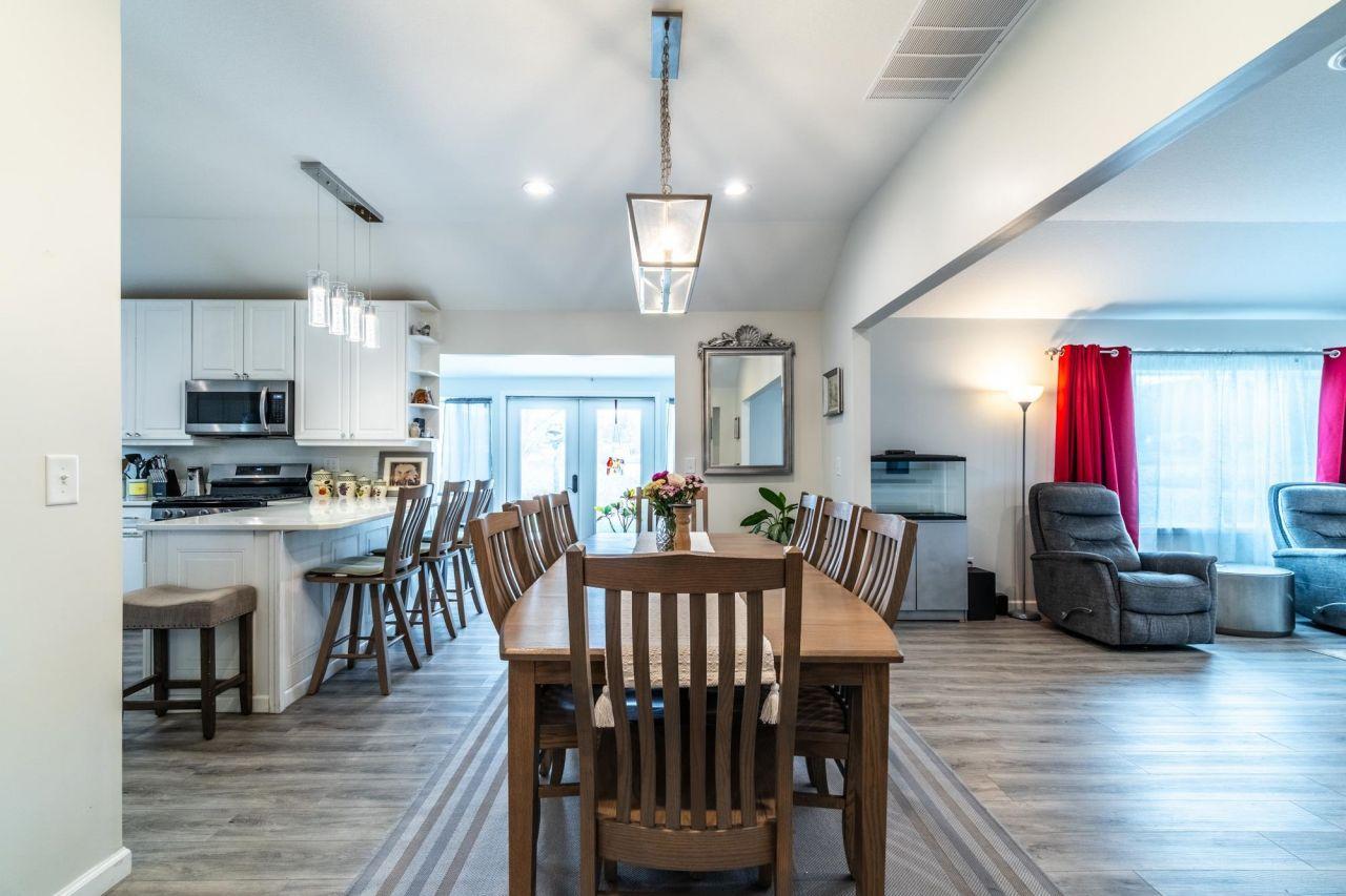 Angola, Indiana, 46703, United States, 2 Bedrooms Bedrooms, ,2 BathroomsBathrooms,Residential,For Sale,1768550