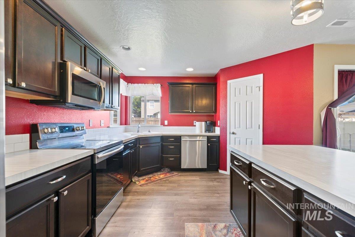 Nampa, Idaho, 83687, United States, 5 Bedrooms Bedrooms, ,Residential,For Sale,1926989