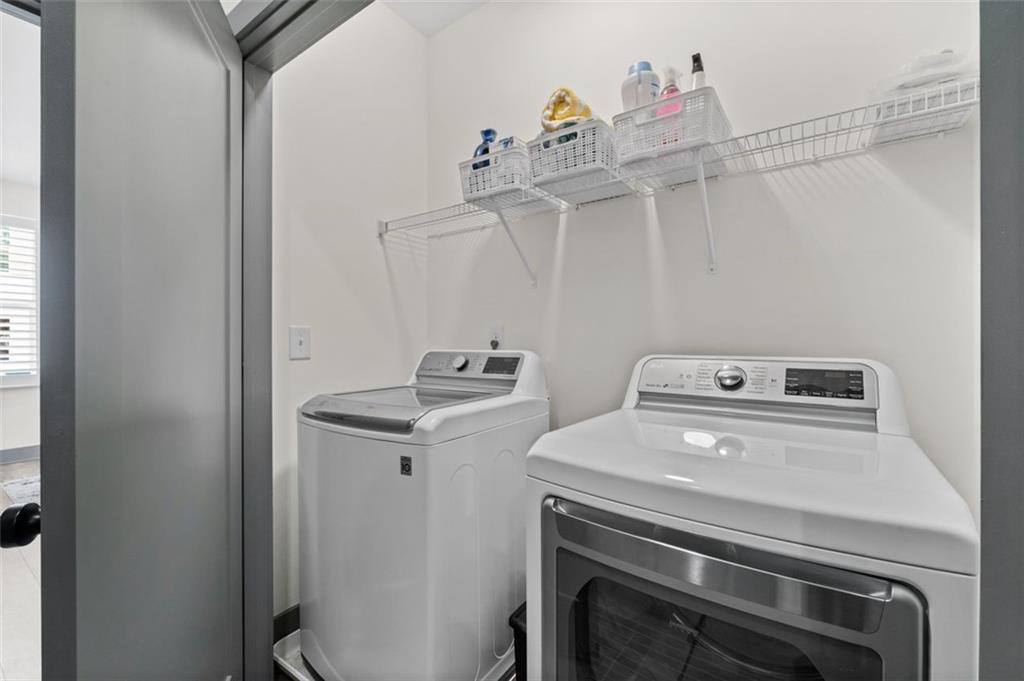 Atlanta, Georgia, 30307, United States, 3 Bedrooms Bedrooms, ,4 BathroomsBathrooms,Residential,For Sale,1950336