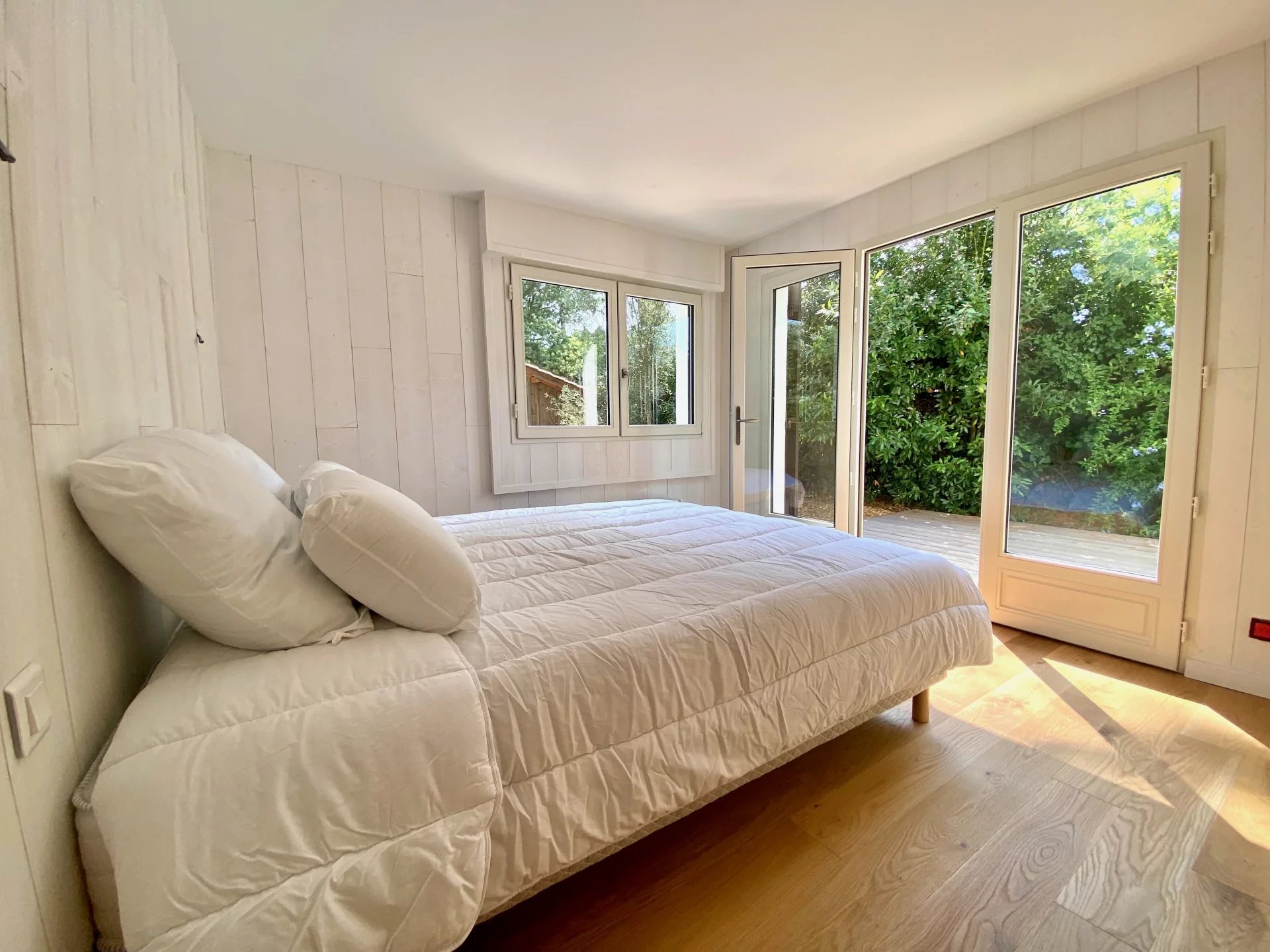 Lège-Cap-Ferret, New Aquitaine, 33950, FR, 5 Bedrooms Bedrooms, ,4 BathroomsBathrooms,Residential,For Sale,1323539