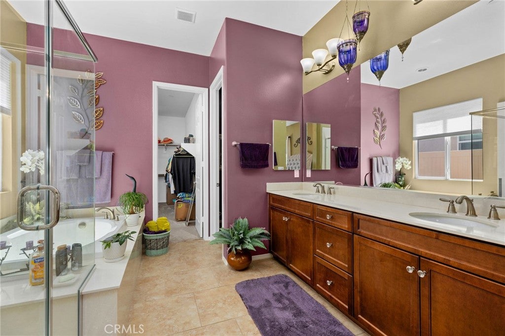 Beaumont, California, 92223, United States, 2 Bedrooms Bedrooms, ,3 BathroomsBathrooms,Residential,For Sale,1863988