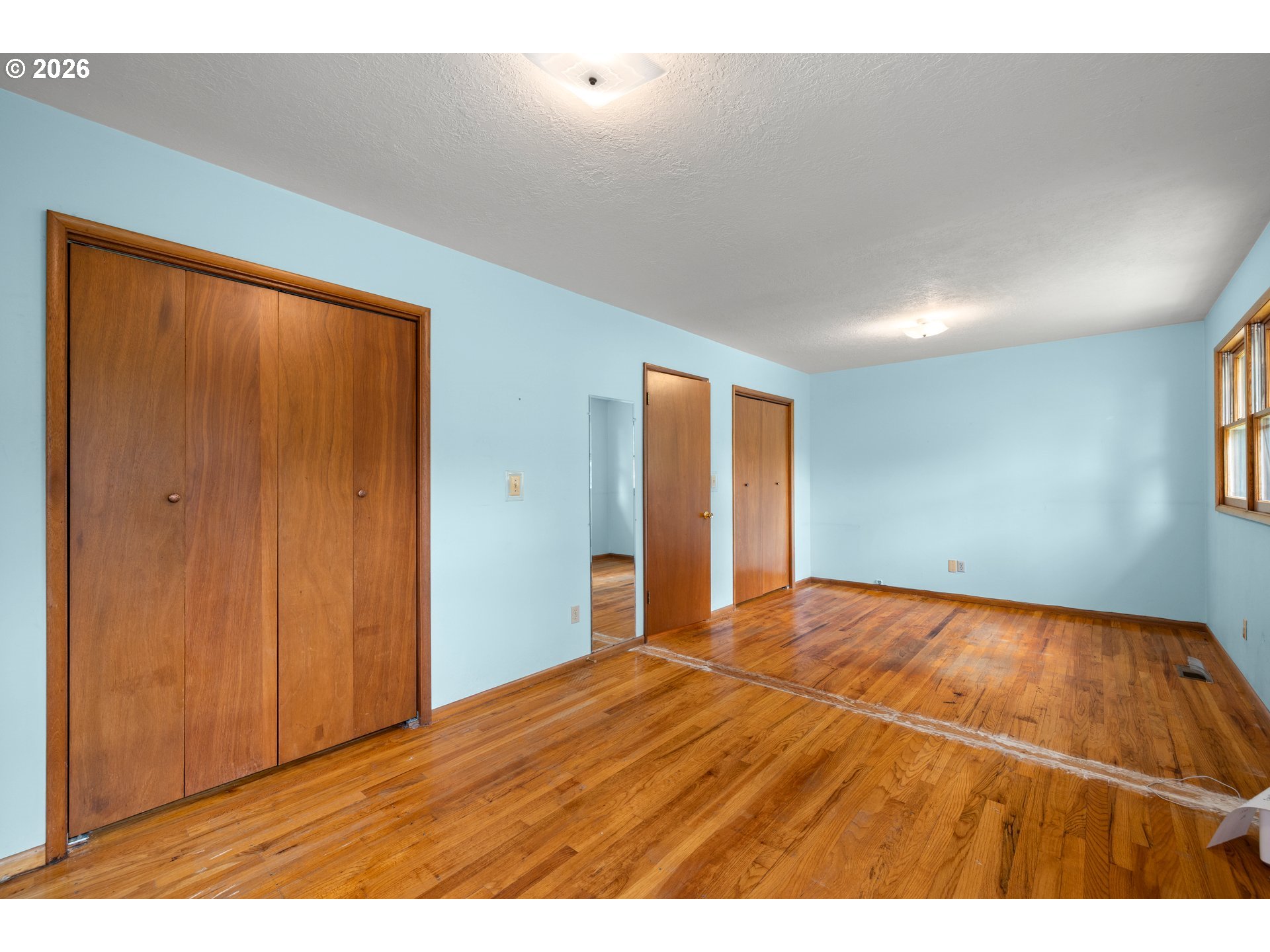 Portland, Oregon, 97230, United States, 3 Bedrooms Bedrooms, ,2 BathroomsBathrooms,Residential,For Sale,2040428