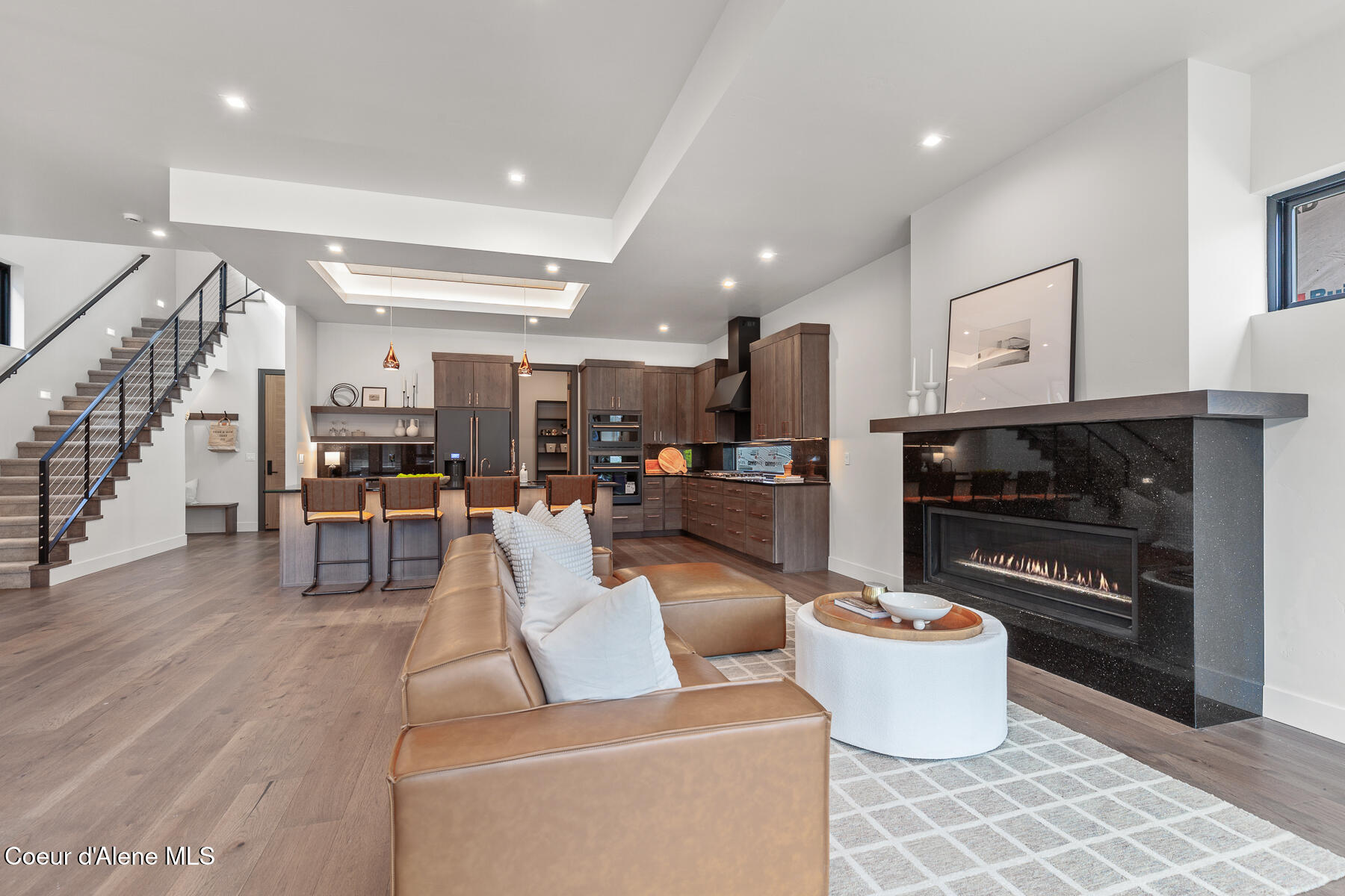 Coeur d'Alene, Idaho, 83814, United States, 3 Bedrooms Bedrooms, ,4 BathroomsBathrooms,Residential,For Sale,2005141