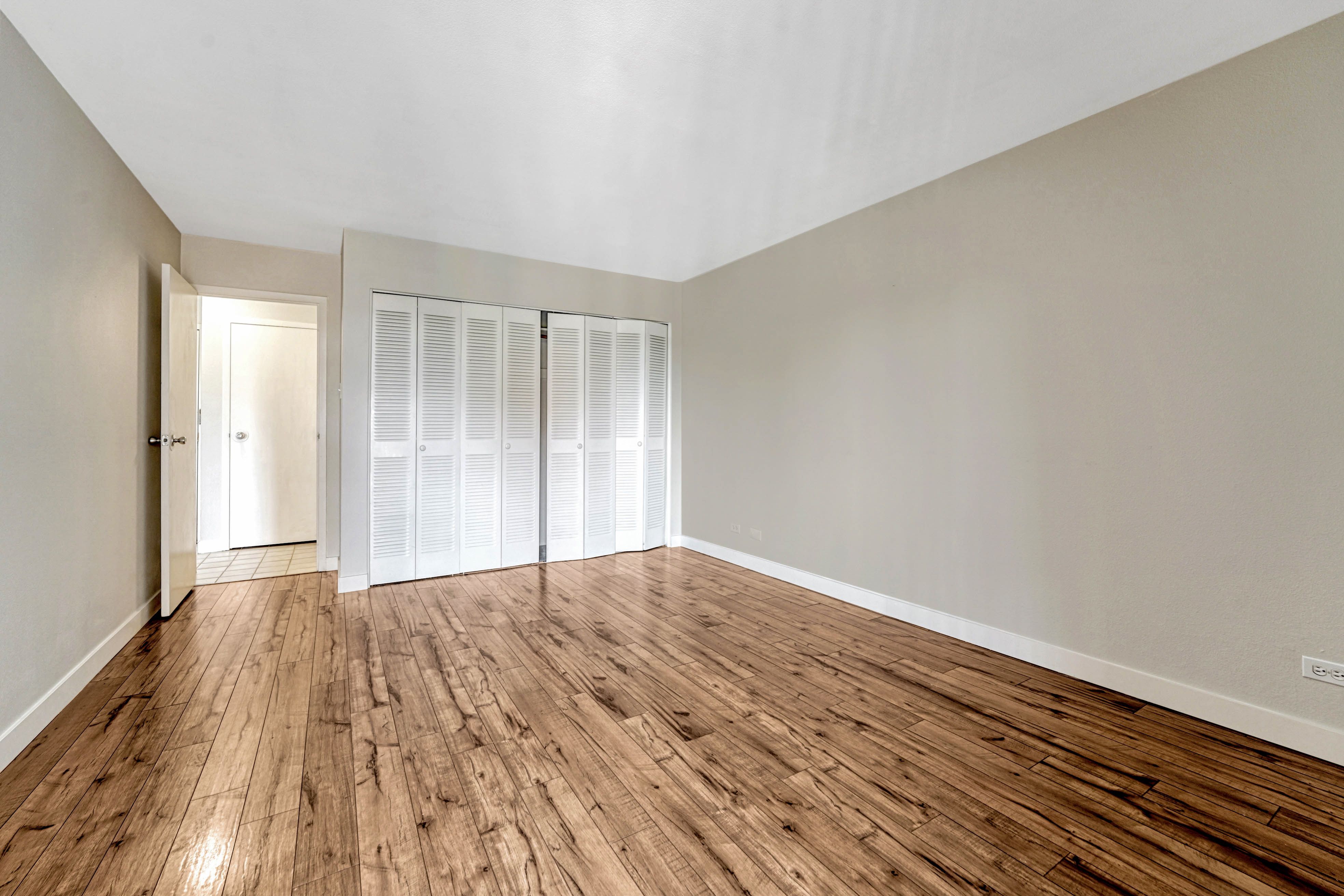  Contemporary Condo Perched on 7th Floor Above Washington Park - 物件實景