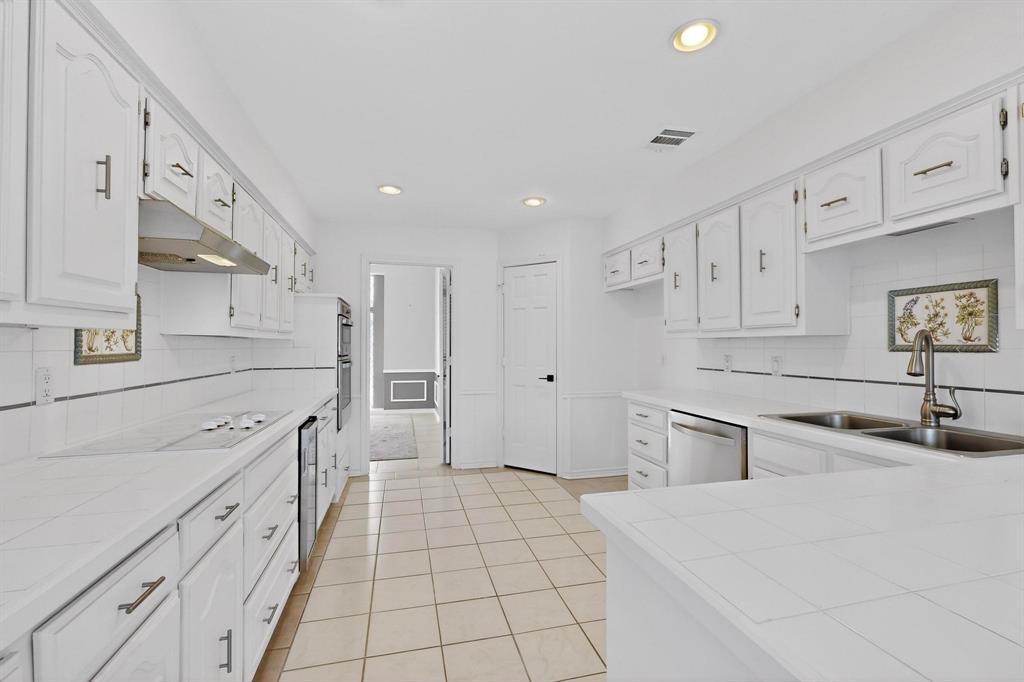 Plano, Texas, 75023, United States, 5 Bedrooms Bedrooms, ,3 BathroomsBathrooms,Residential,For Sale,2008160