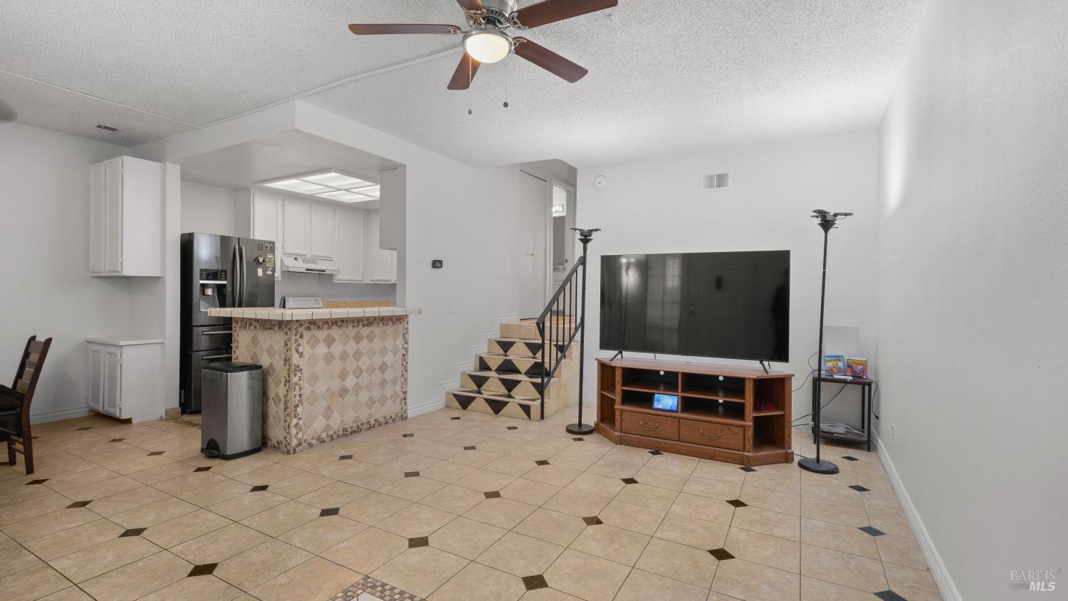 San Jose, California, 95111, United States, 2 Bedrooms Bedrooms, ,2 BathroomsBathrooms,Residential,For Sale,2003428