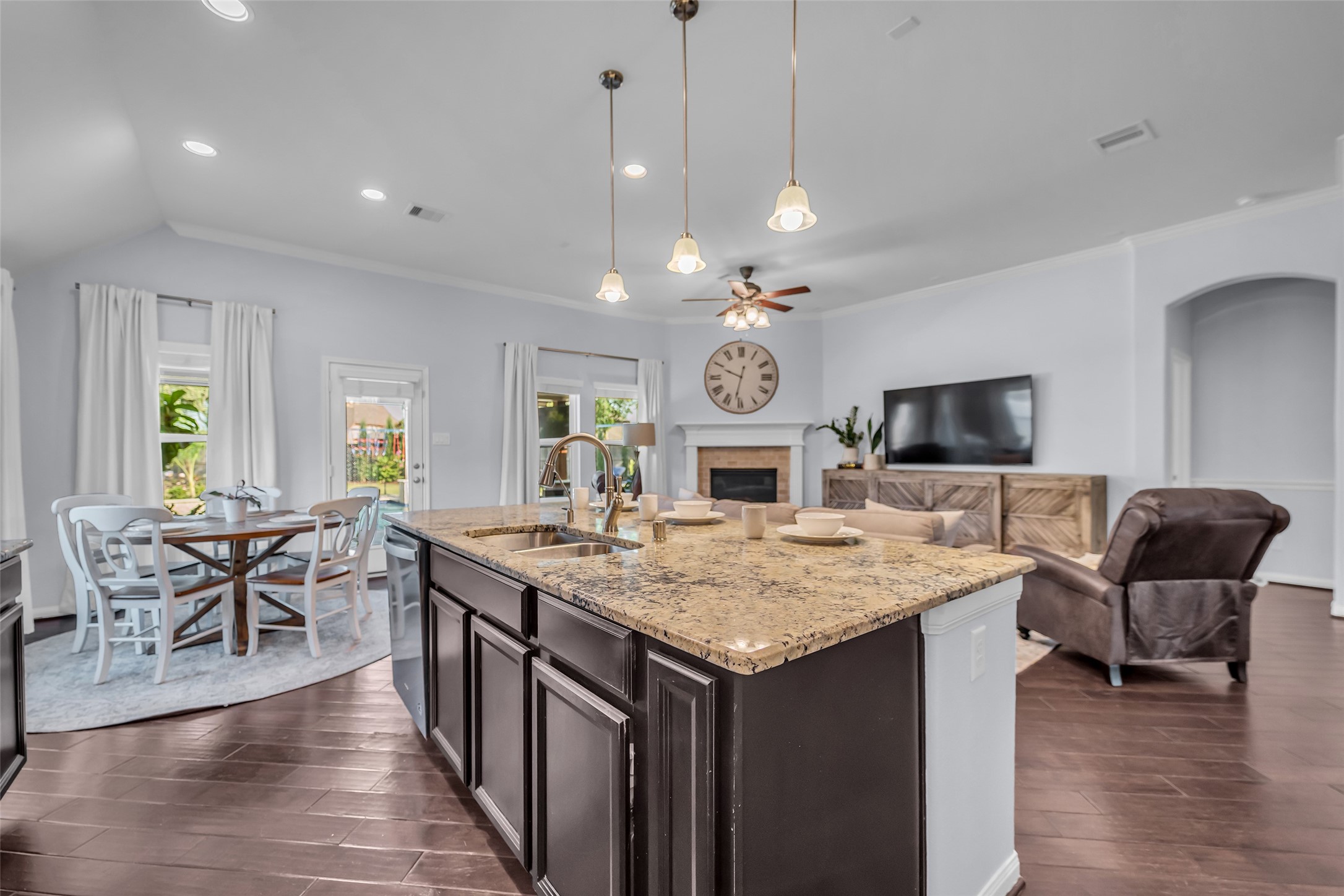 Katy, Texas, 77494, United States, 4 Bedrooms Bedrooms, ,2 BathroomsBathrooms,Residential,For Sale,1947039