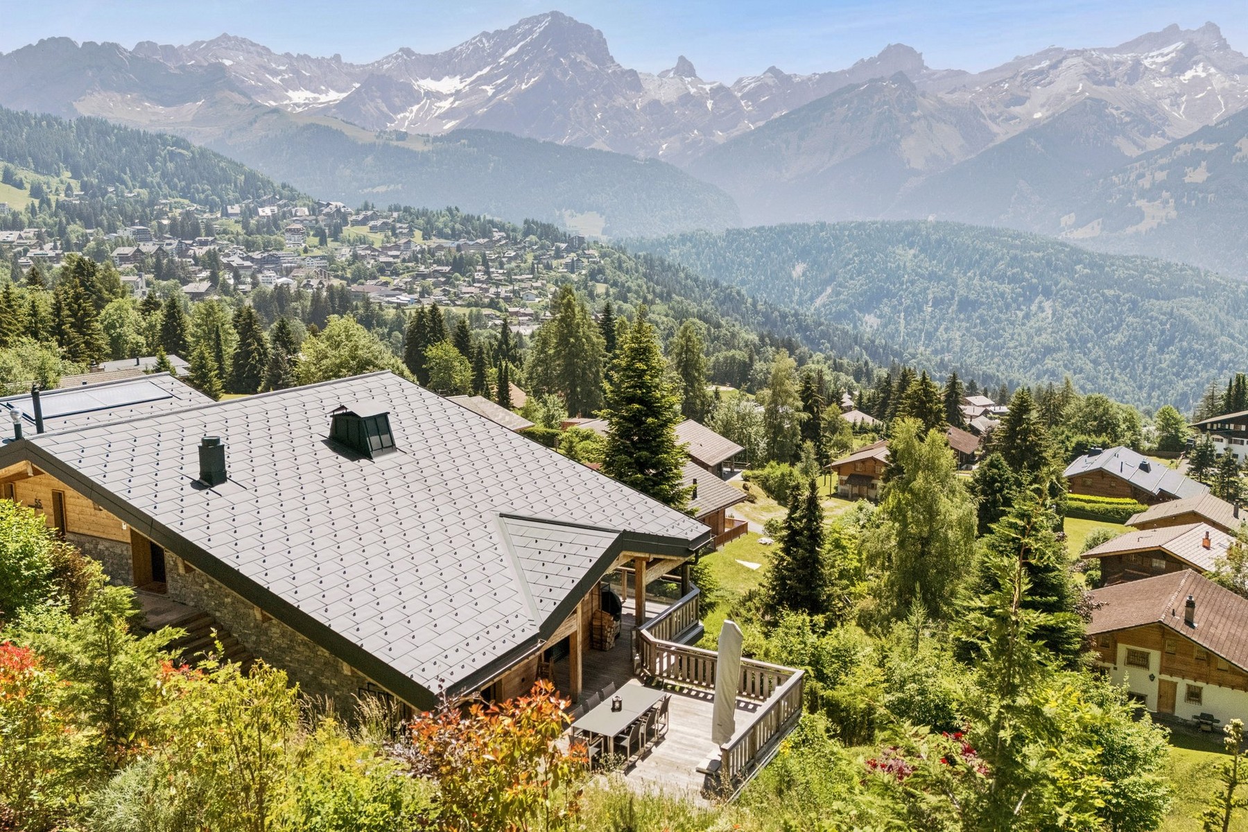  Alpine Excellence: A Luxury Chalet in Villars-sur-Ollon - 物件實景