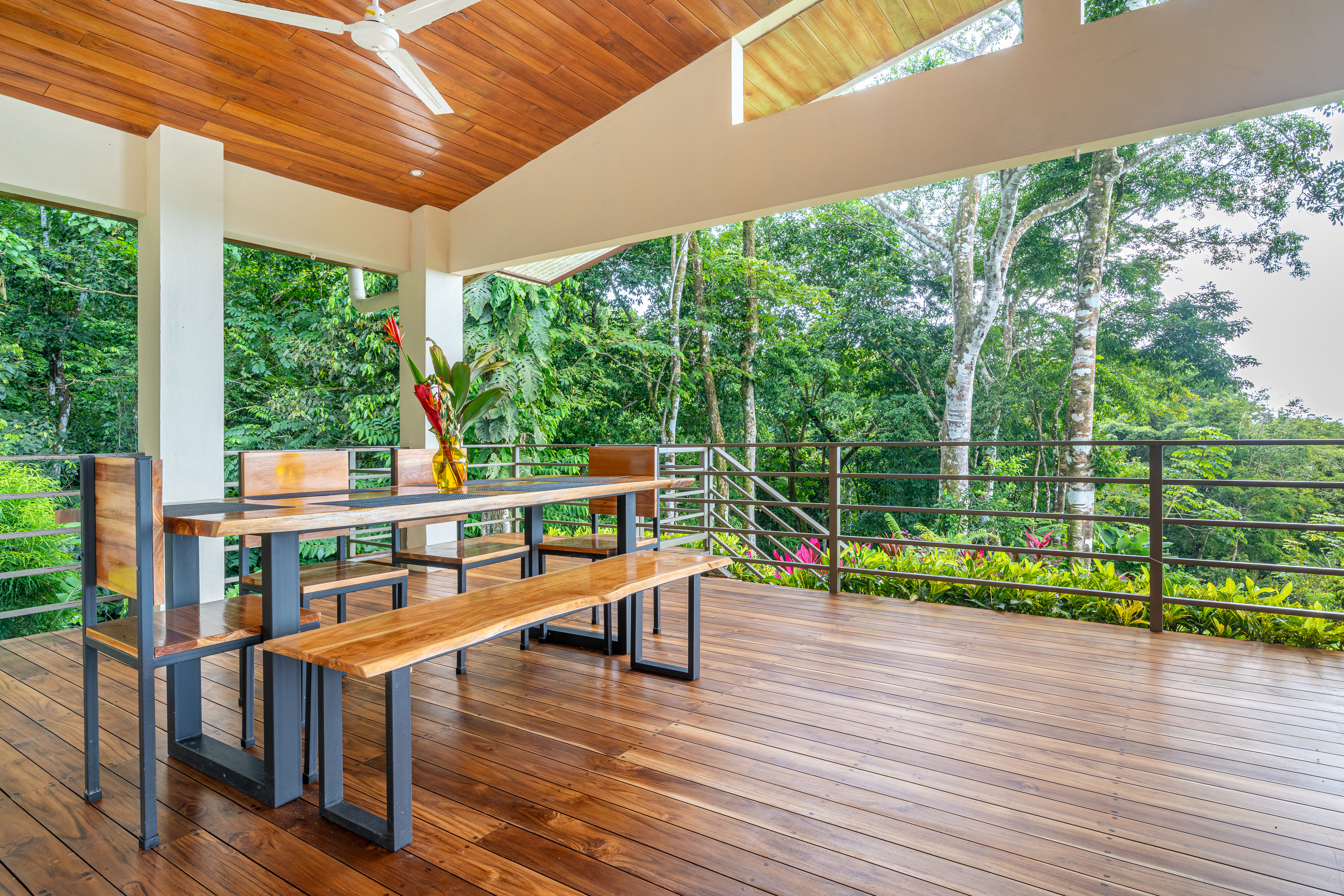 Dominical, Puntarenas, 60504, CR, 7 Bedrooms Bedrooms, ,7 BathroomsBathrooms,Residential,For Sale,1997378