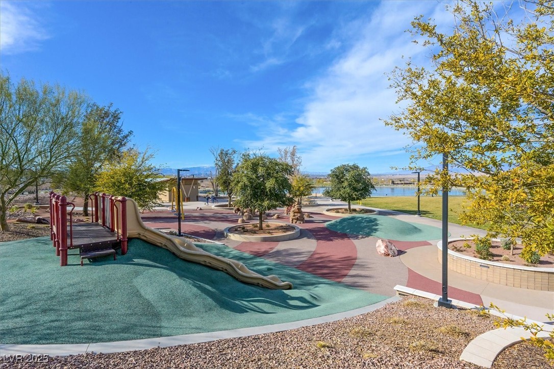 Henderson, Nevada, 89011, United States, 3 Bedrooms Bedrooms, ,1 BathroomBathrooms,Residential,For Sale,1954663